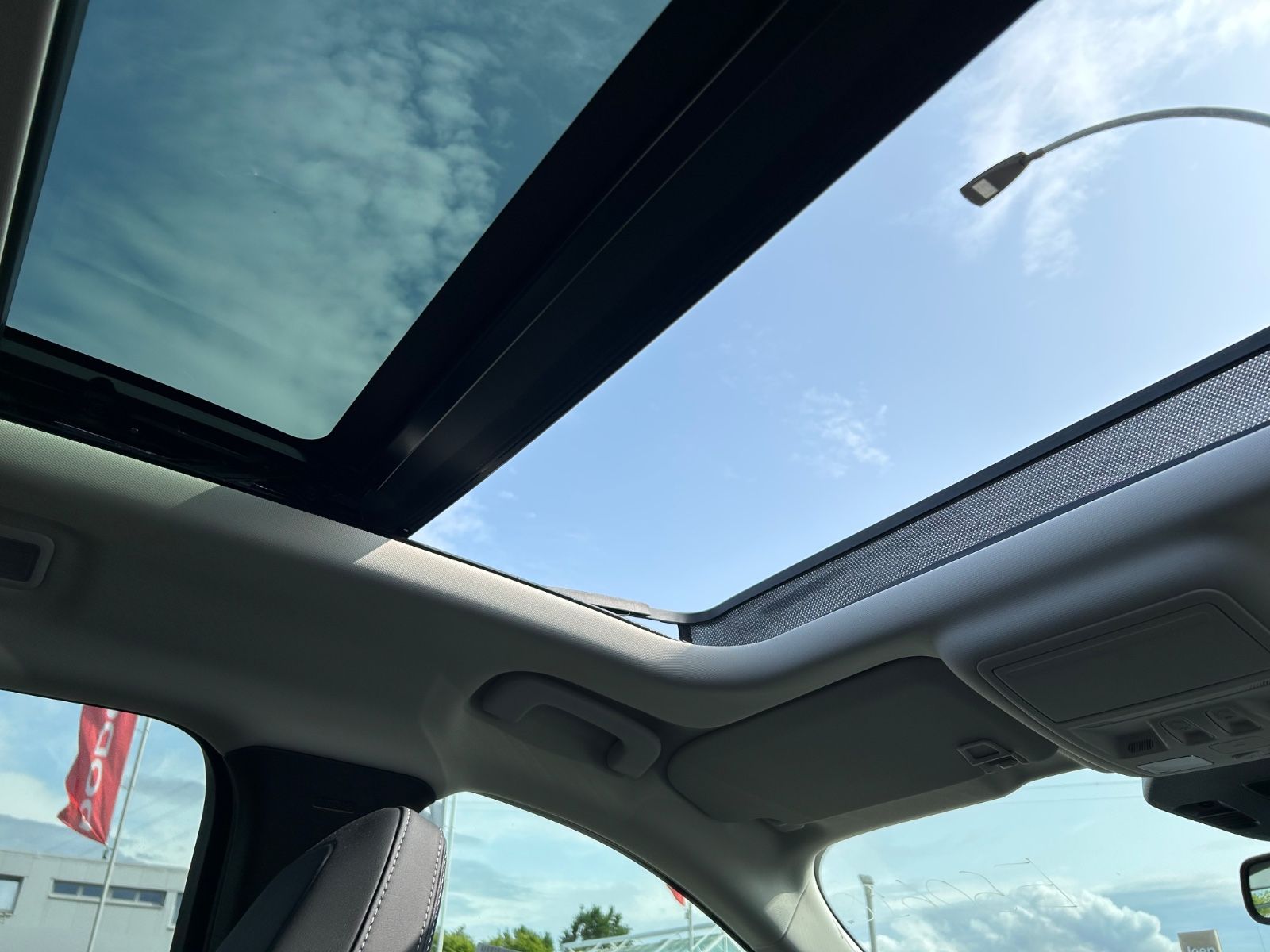 Ford Kuga Hybrid Active X AWD - Samsaru's Car Outlet