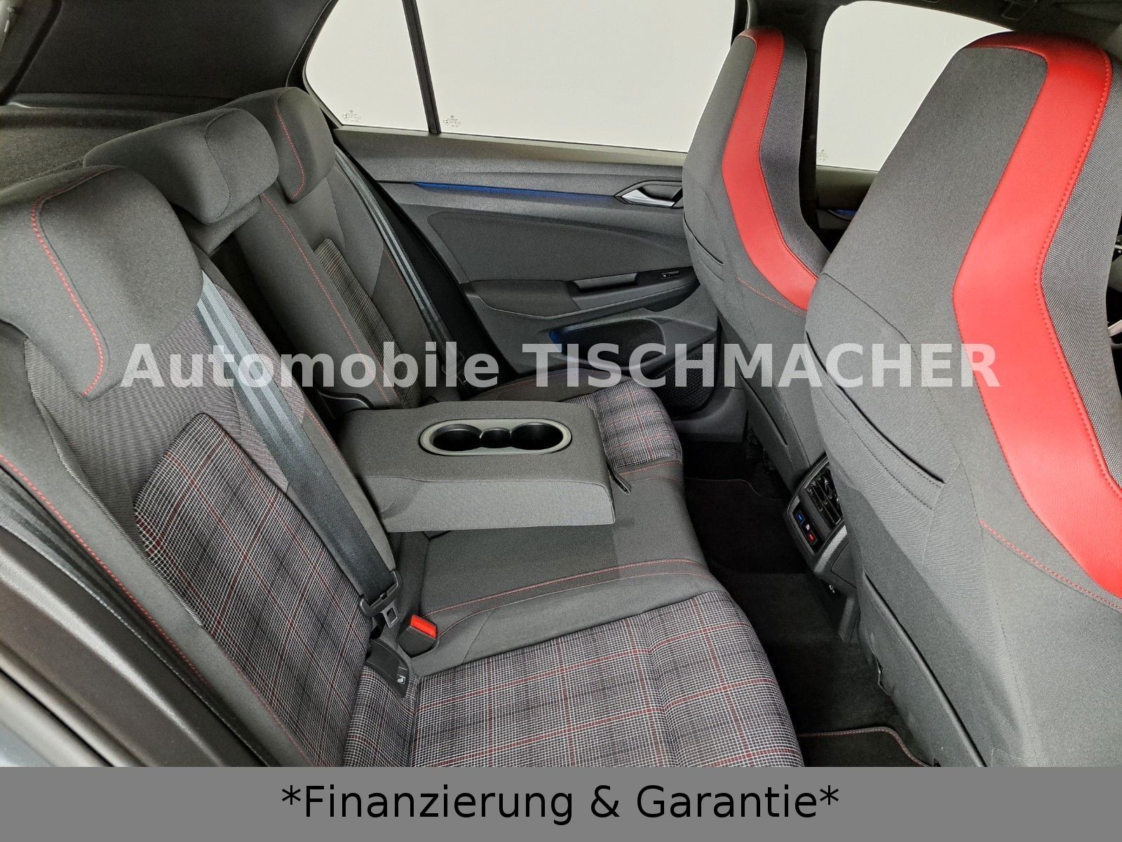 Volkswagen Golf VIII DSG - Samsaru's Car Outlet