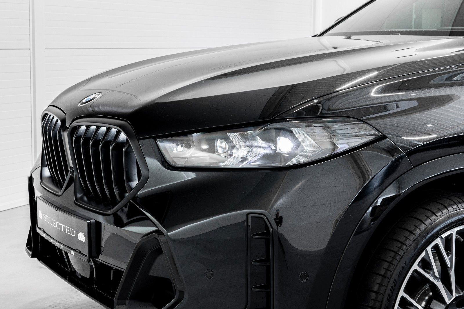 BMW X6 40d*MSPORT*22"*LED*PANO*CARBON*AHK