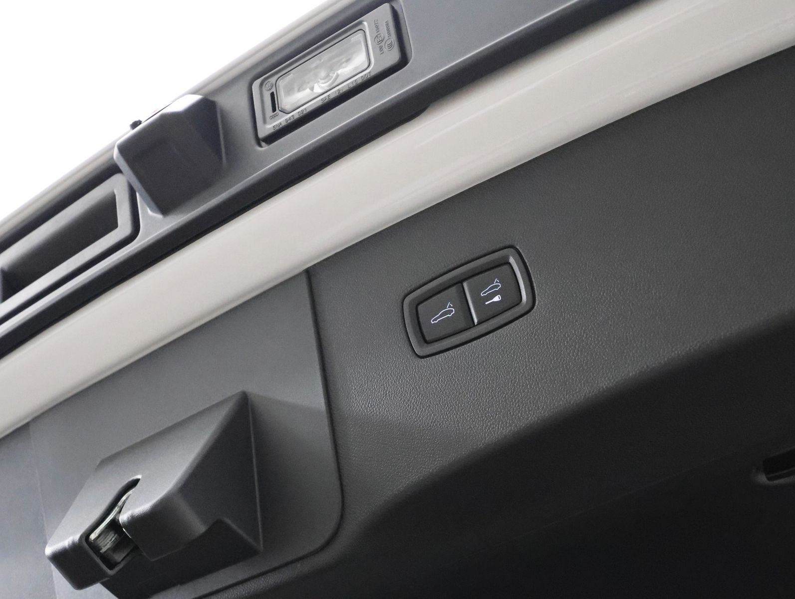Porsche Cayenne Coupe E-Hybrid
