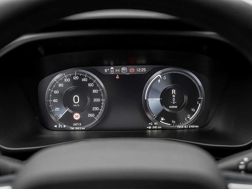 Volvo XC40 T4 Recharge Inscription Expression
