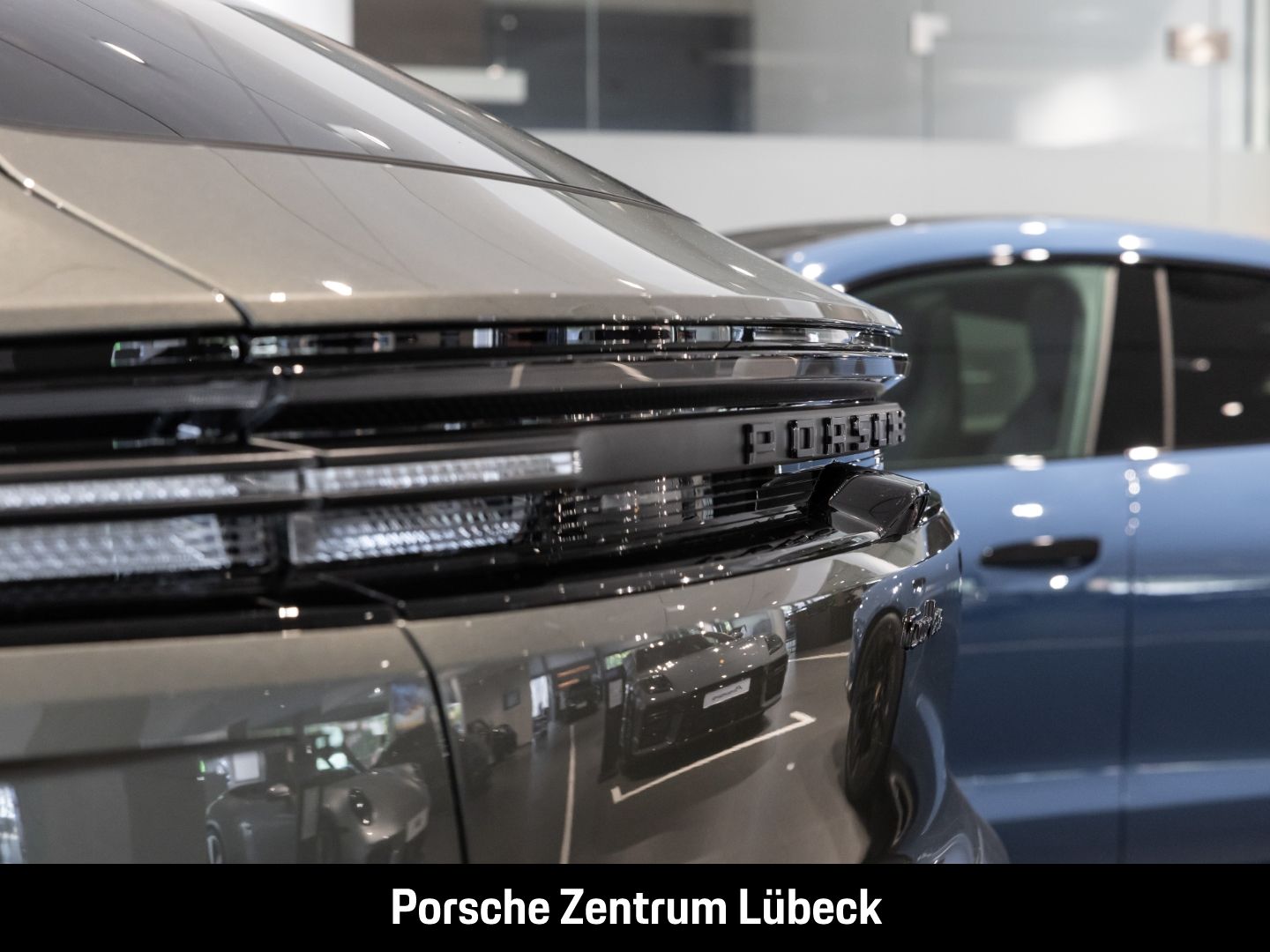 Porsche Macan Turbo BOSE Panoramadach Surround-View LED