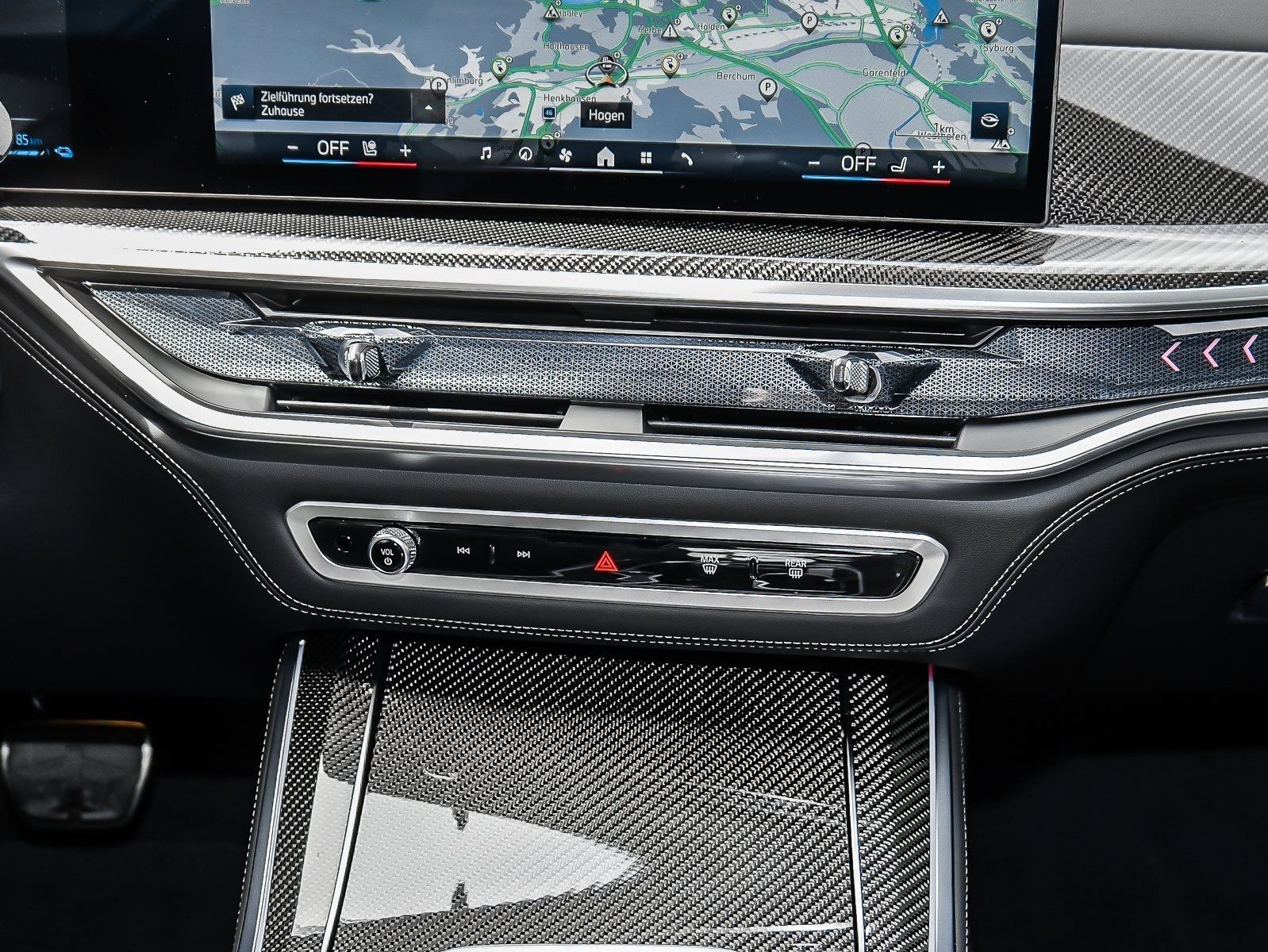 BMW X5 xDrive50e MSportPro SkyLounge B&W DAPro AHK