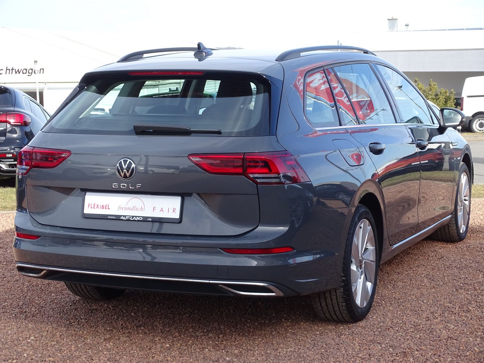 Volkswagen Golf VIII 2.0 TDI Style DSG - Samsaru's Car Outlet