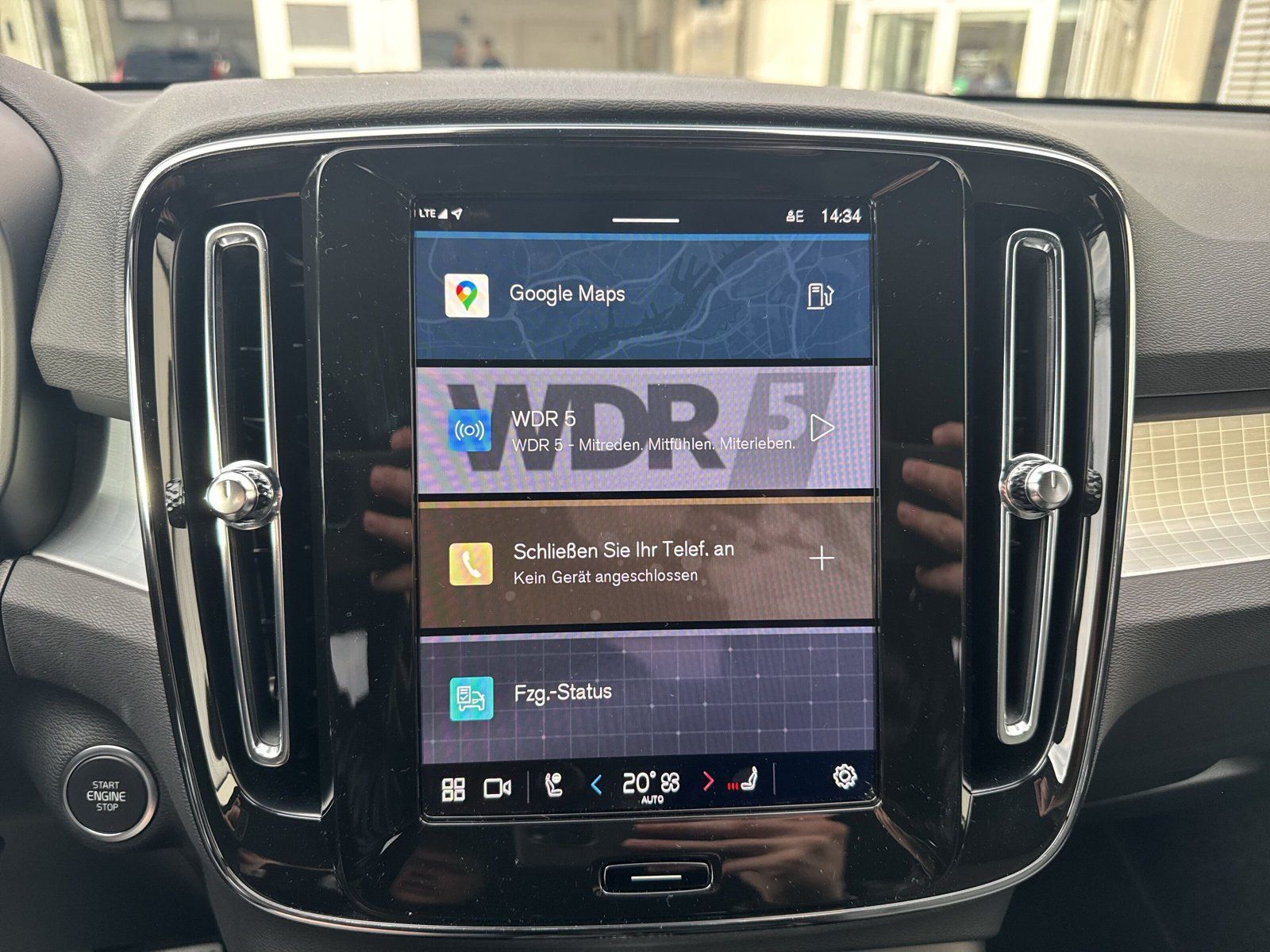 Volvo XC40 B3 Plus Black Edition *FHZ+AHK+360°*