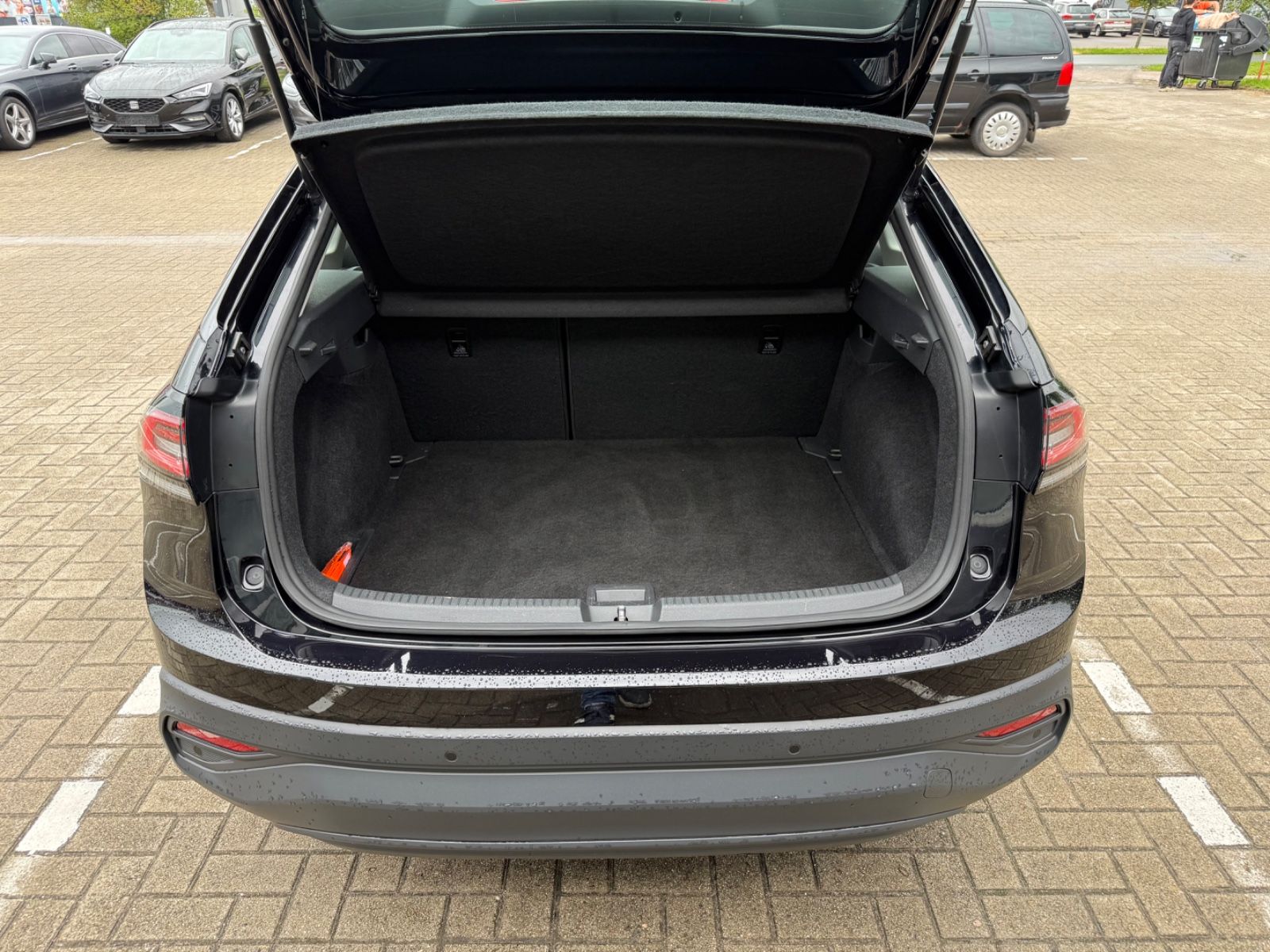 Volkswagen Taigo Life 1.0 DSG - Samsaru's Car Outlet