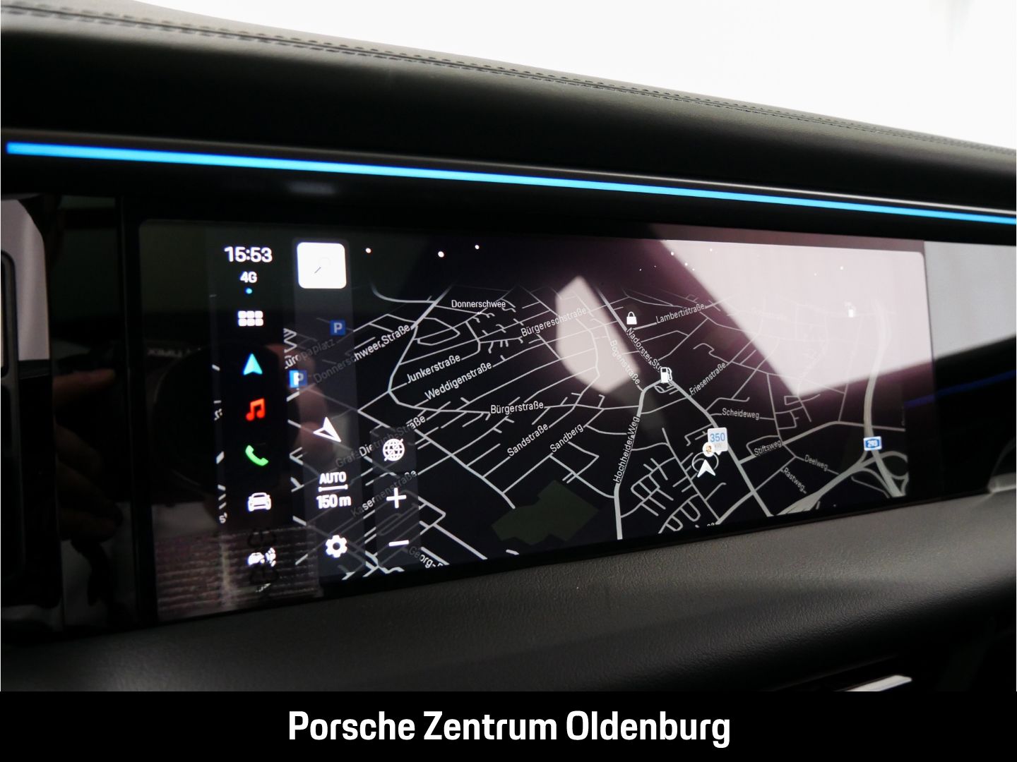 Porsche Macan Electric 4 Luftfed AHK BOSE Pano Matrix LE