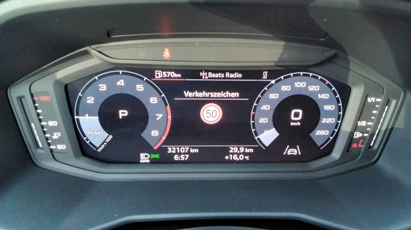 Audi A1 Sportback 30 TFSI DSG LED TEMPOMAT VIRTUELL