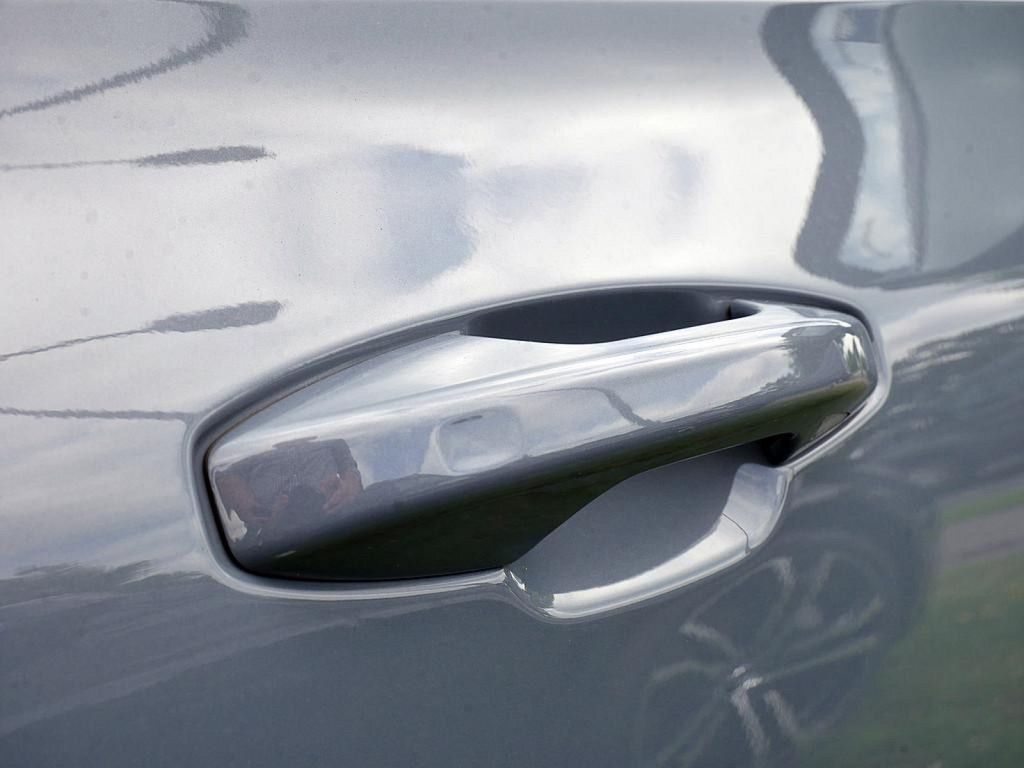 Volvo S60 T8 Twin Engine AWD Ultimate Dark Plug-InE6