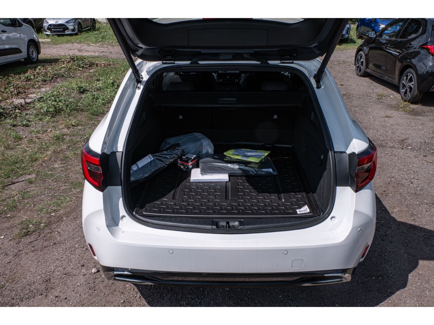 Toyota Corolla Touring Sports Voll-Hybrid Teamplayer AT