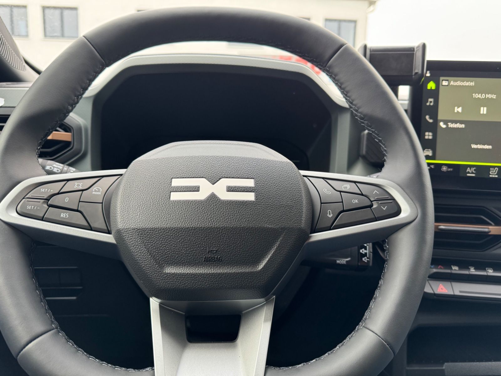 Dacia Duster III Hybrid 140 Extreme - Samsaru's Car Outlet