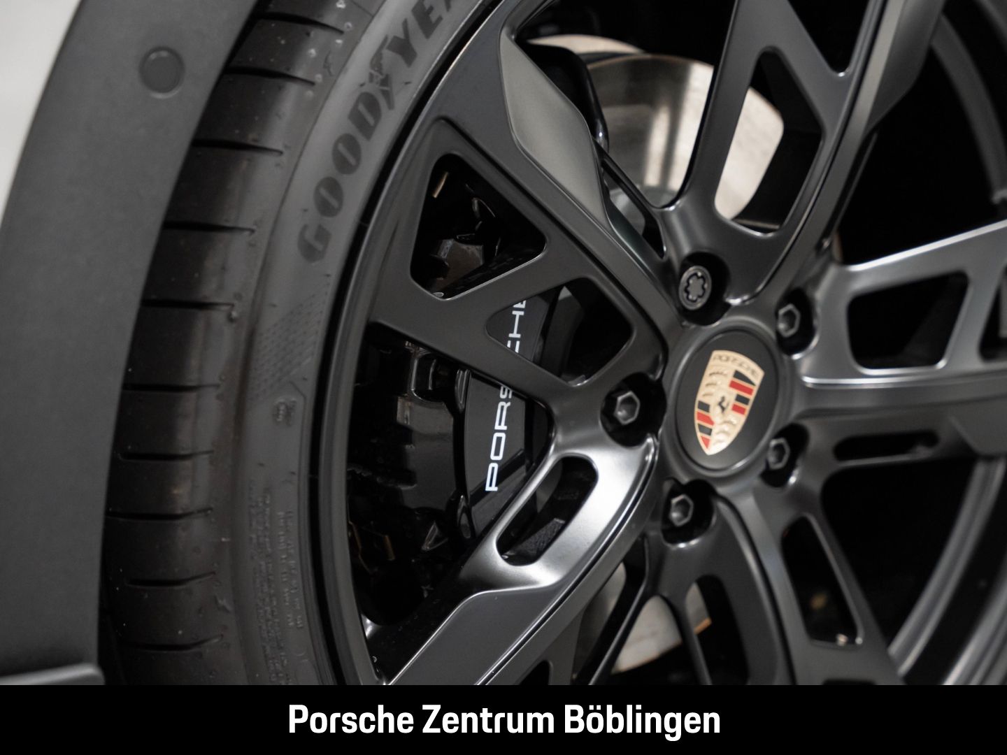 Porsche Taycan 4S Cross Turismo BOSE Panoramadach HeadUp