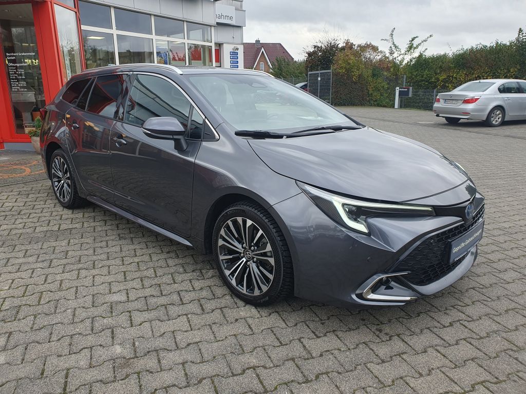 Toyota Corolla 1.8 Hybrid Touring Sports Team D + LED