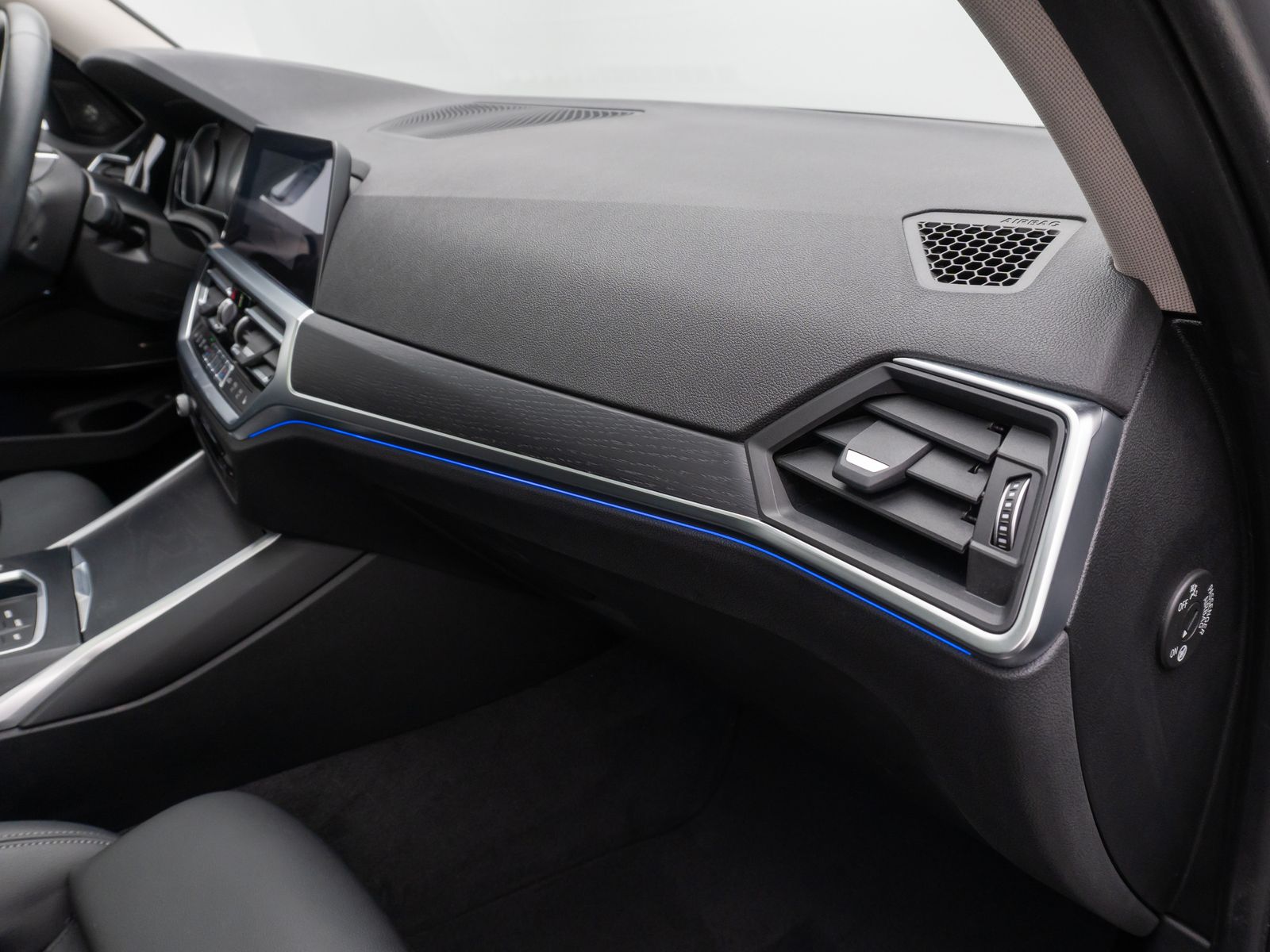 BMW 320d SportLine - Samsaru's Car Outlet