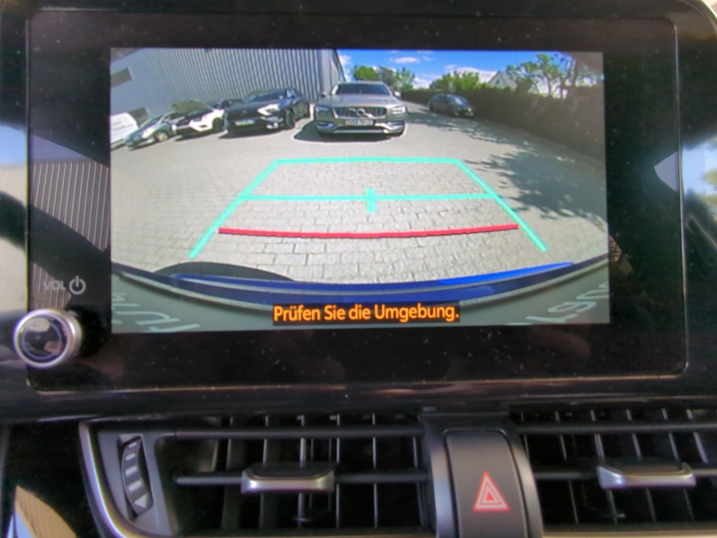 Toyota C-HR Hybrid - Samsaru's Car Outlet