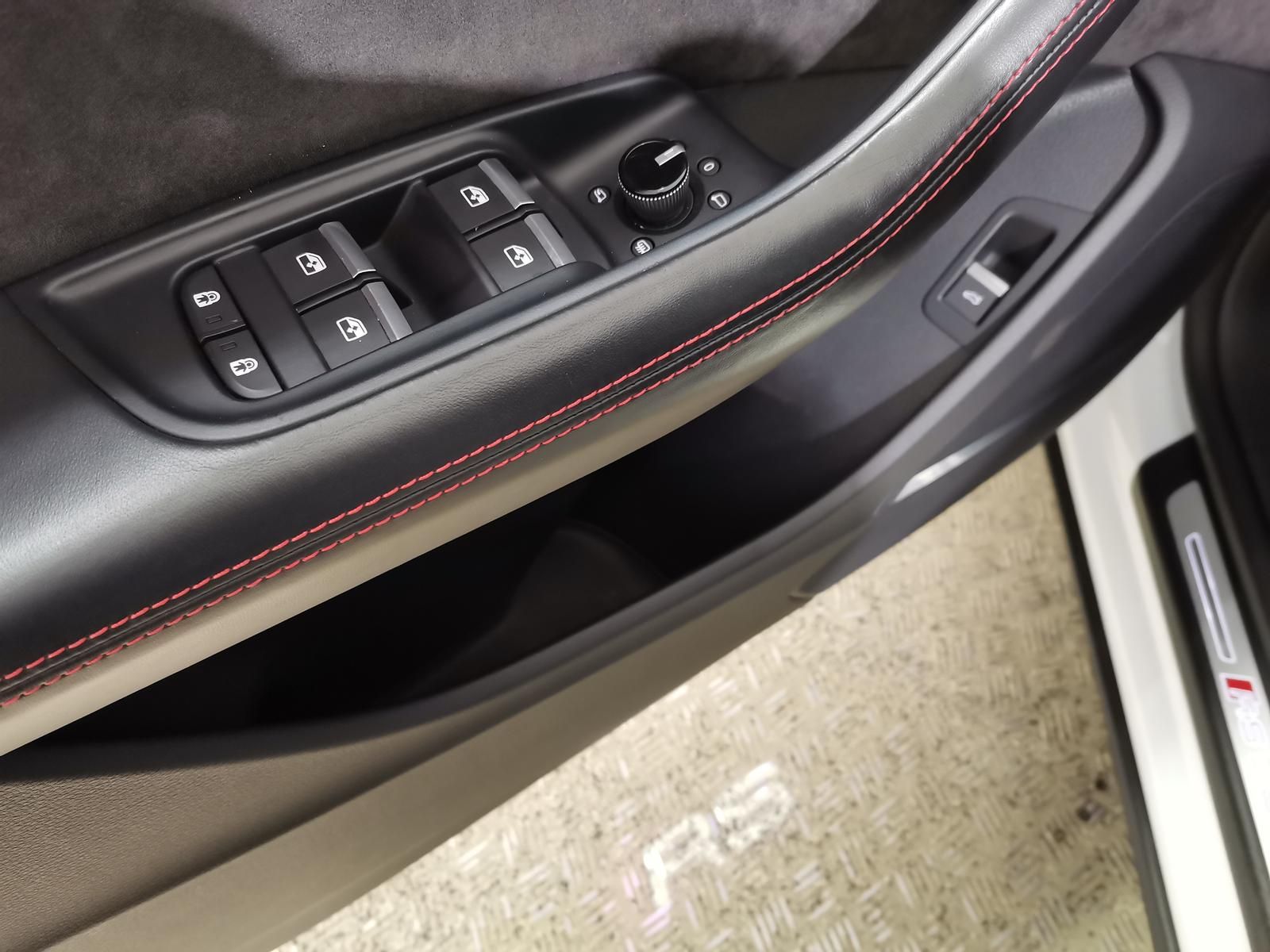 Audi RS Q8 NP:174T€|AHZV|Keramik|Pano|V-Max 305Km/h