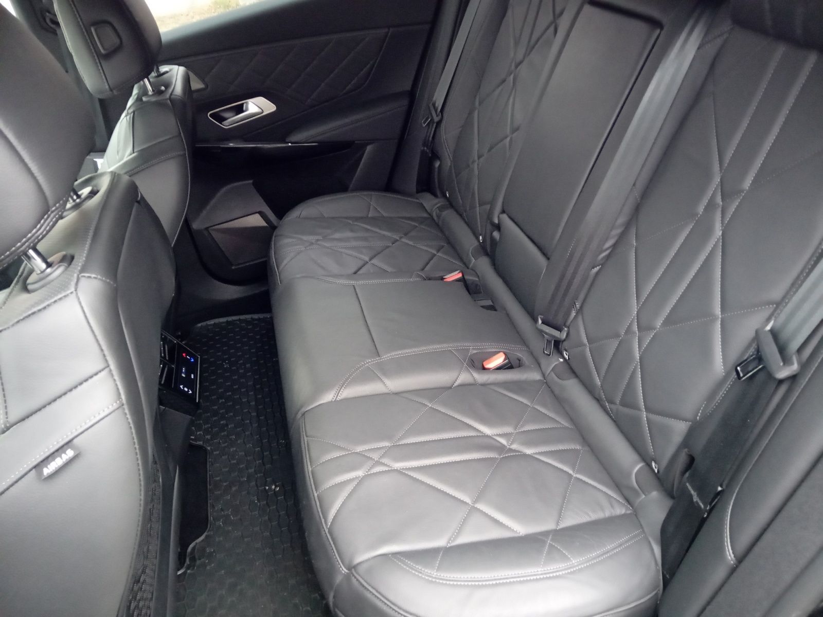 DS Automobiles DS7 Rivoli ACC+LED+Navi+SHZ+LM