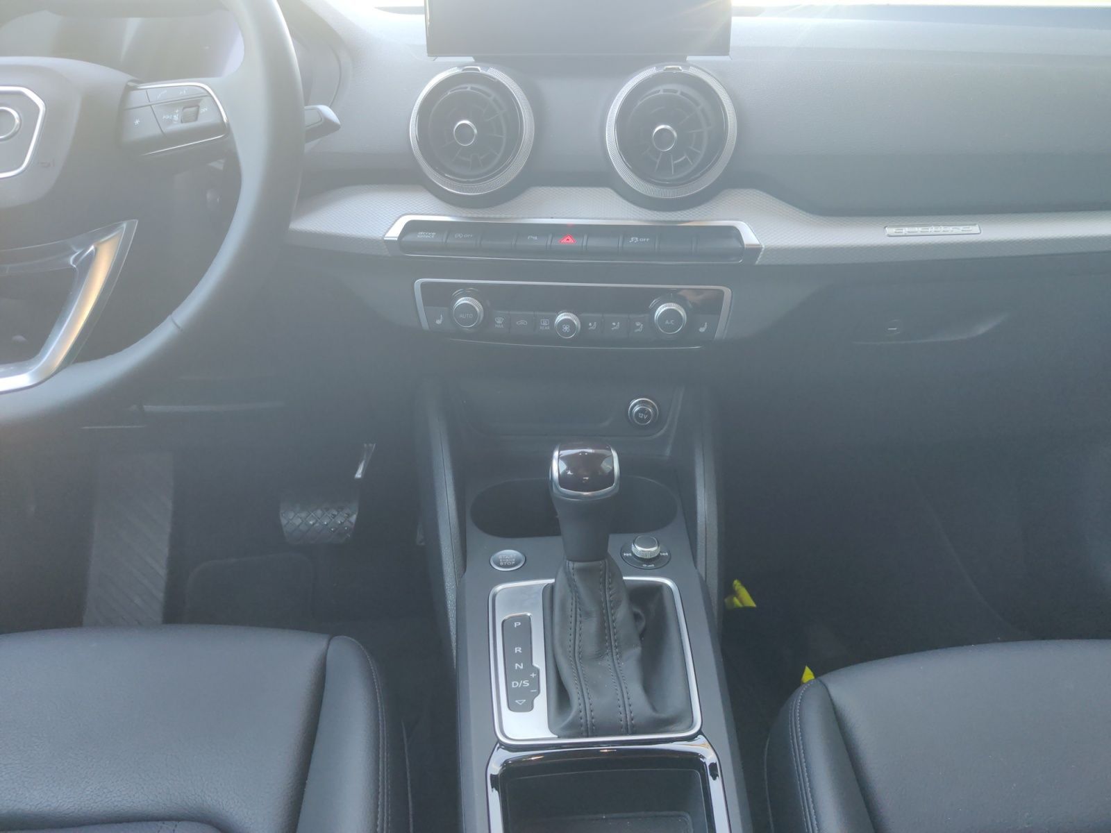 Audi Q2 40 TFSI q. S-Tronic S-Line, LED, AHK, ACC, Am