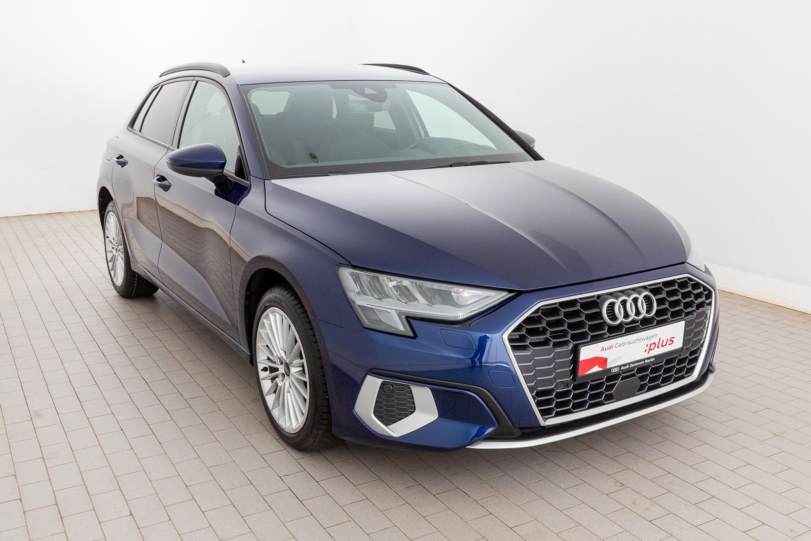 Audi A3 Sportback TFSI e Advanced - Samsaru's Car Outlet