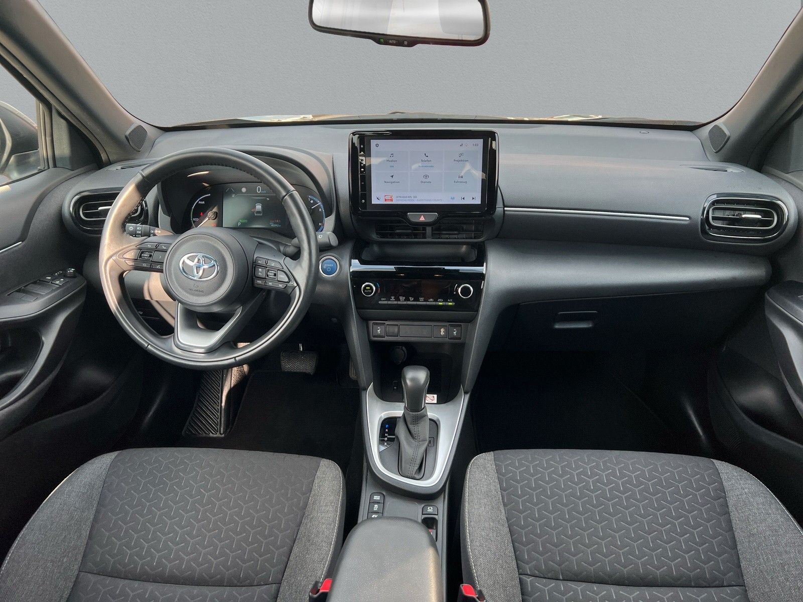 Toyota Yaris Cross 1.5 Hybrid Team D *SAFETY-P.*WINT