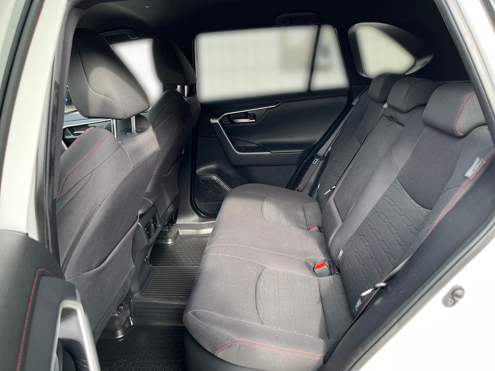 Toyota RAV 4 2.5 Plug-in Hybrid 4x4,Technik,Nav,LED,AHK