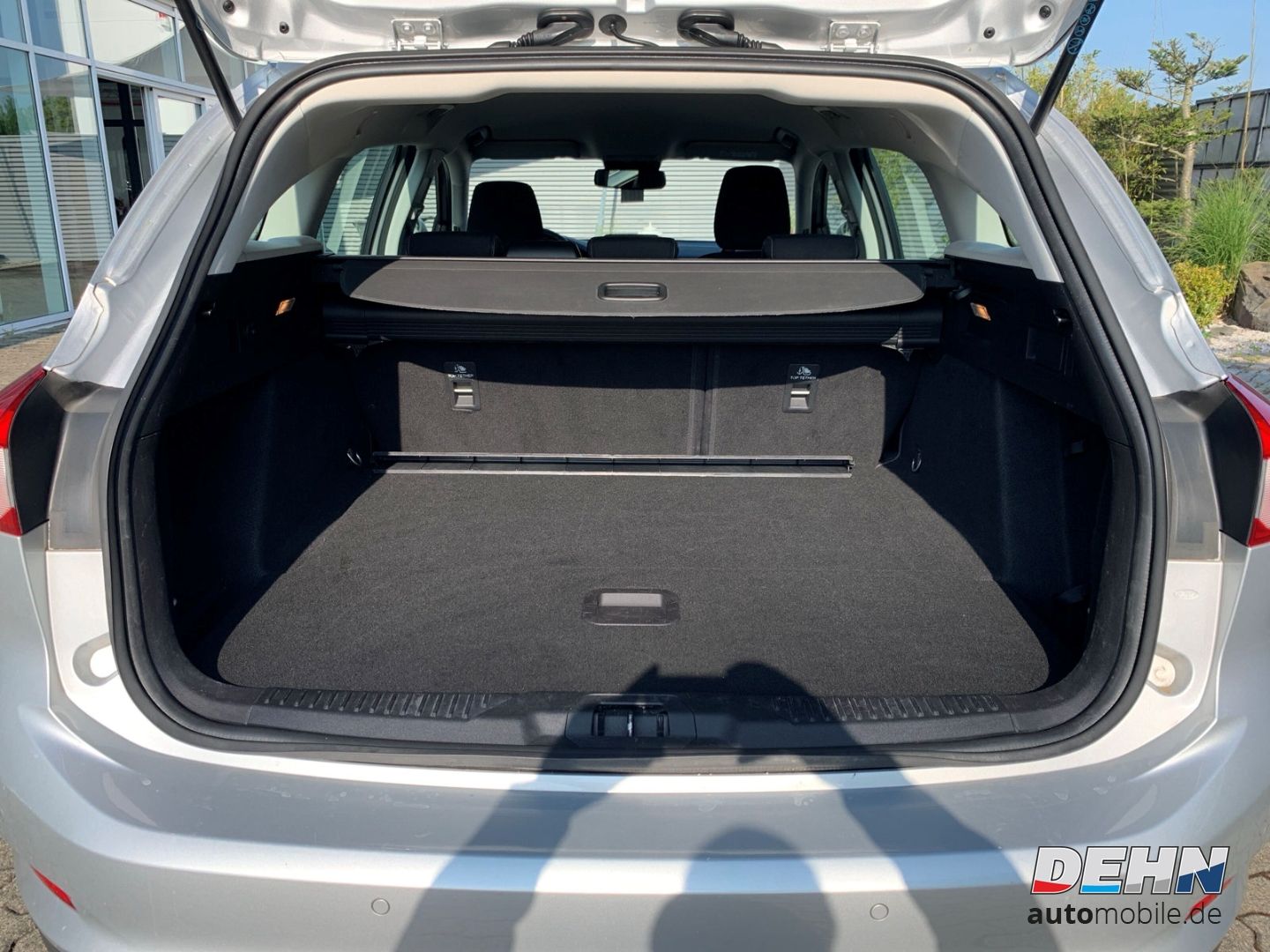 Ford Focus Turnier 1.5 EB AT Cool & Connect - Samsaru's Car Outlet