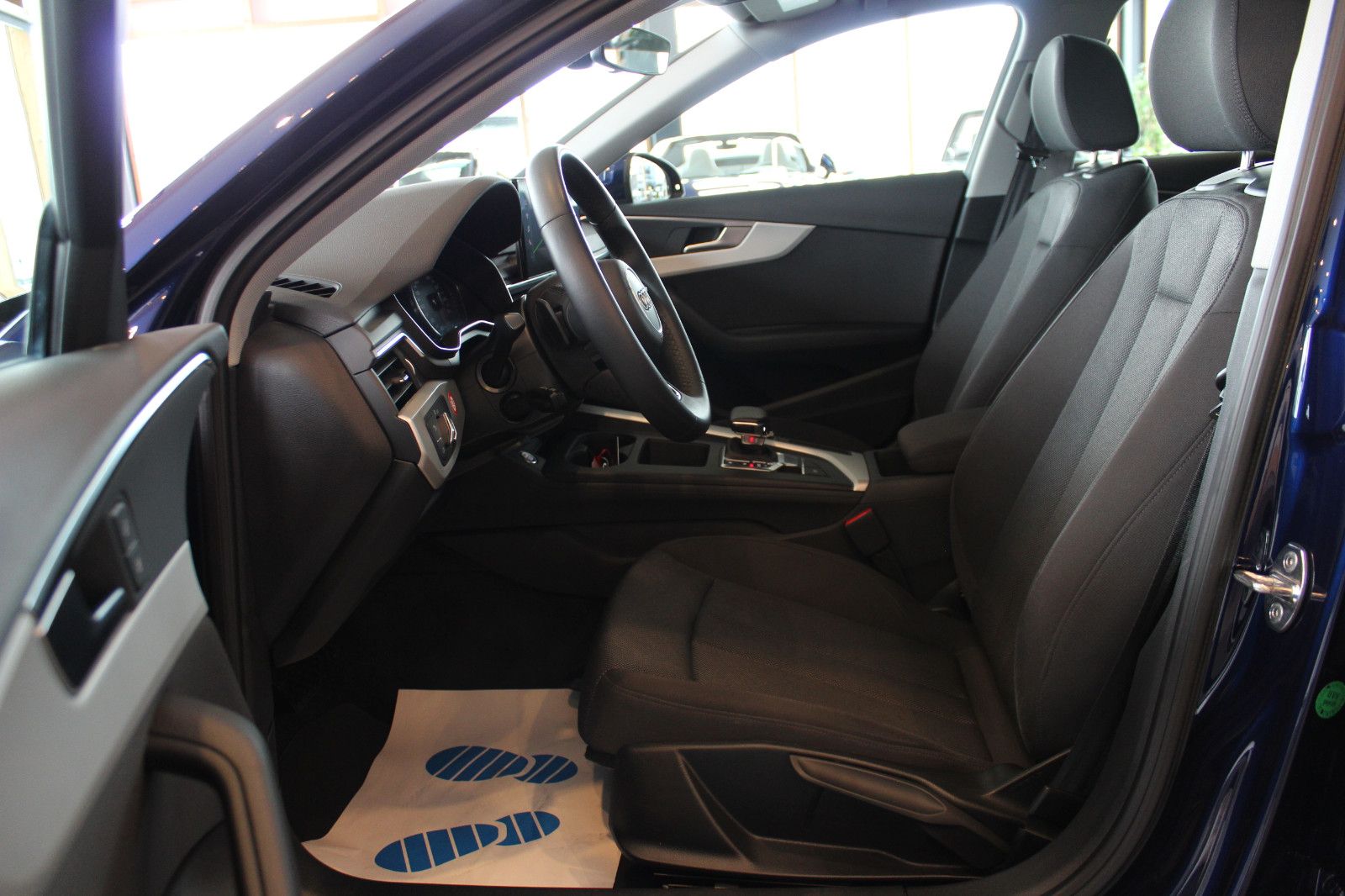 Audi A4 Avant 40 TDI S tronic - Samsaru's Car Outlet