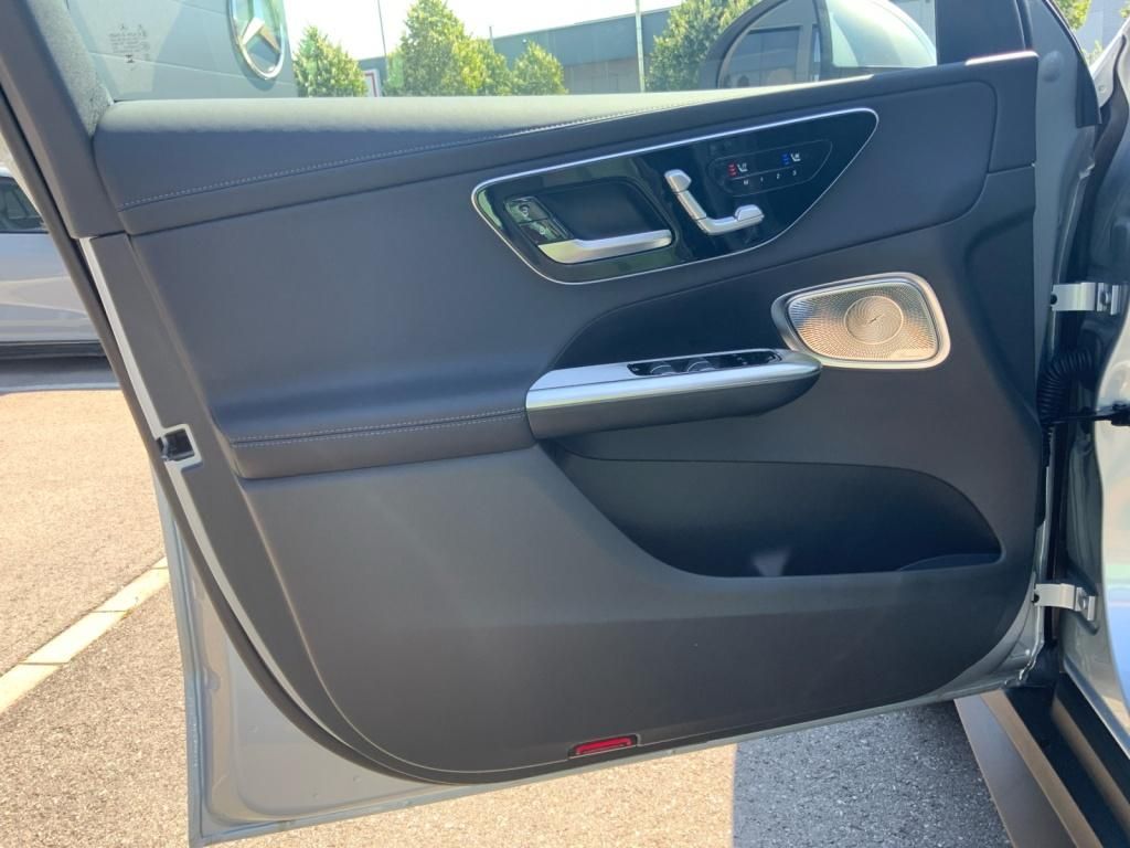 Mercedes-Benz GLC 300 de 4M AMG - Samsaru's Car Outlet