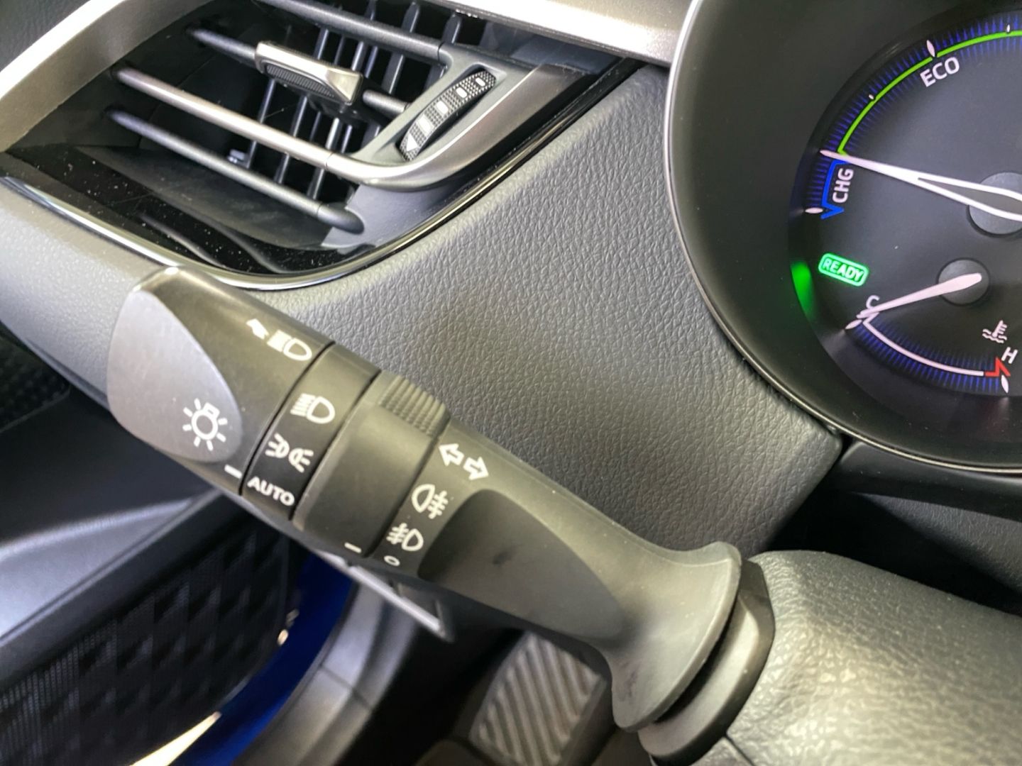 Toyota C-HR 1.8 Hybrid Business-Edition *NAVI*SHZ*Kamer