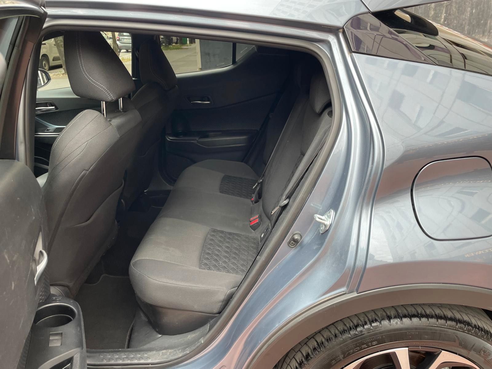 Toyota C-HR 2.0 HYBRIDE 184h EDITION - Samsaru's Car Outlet