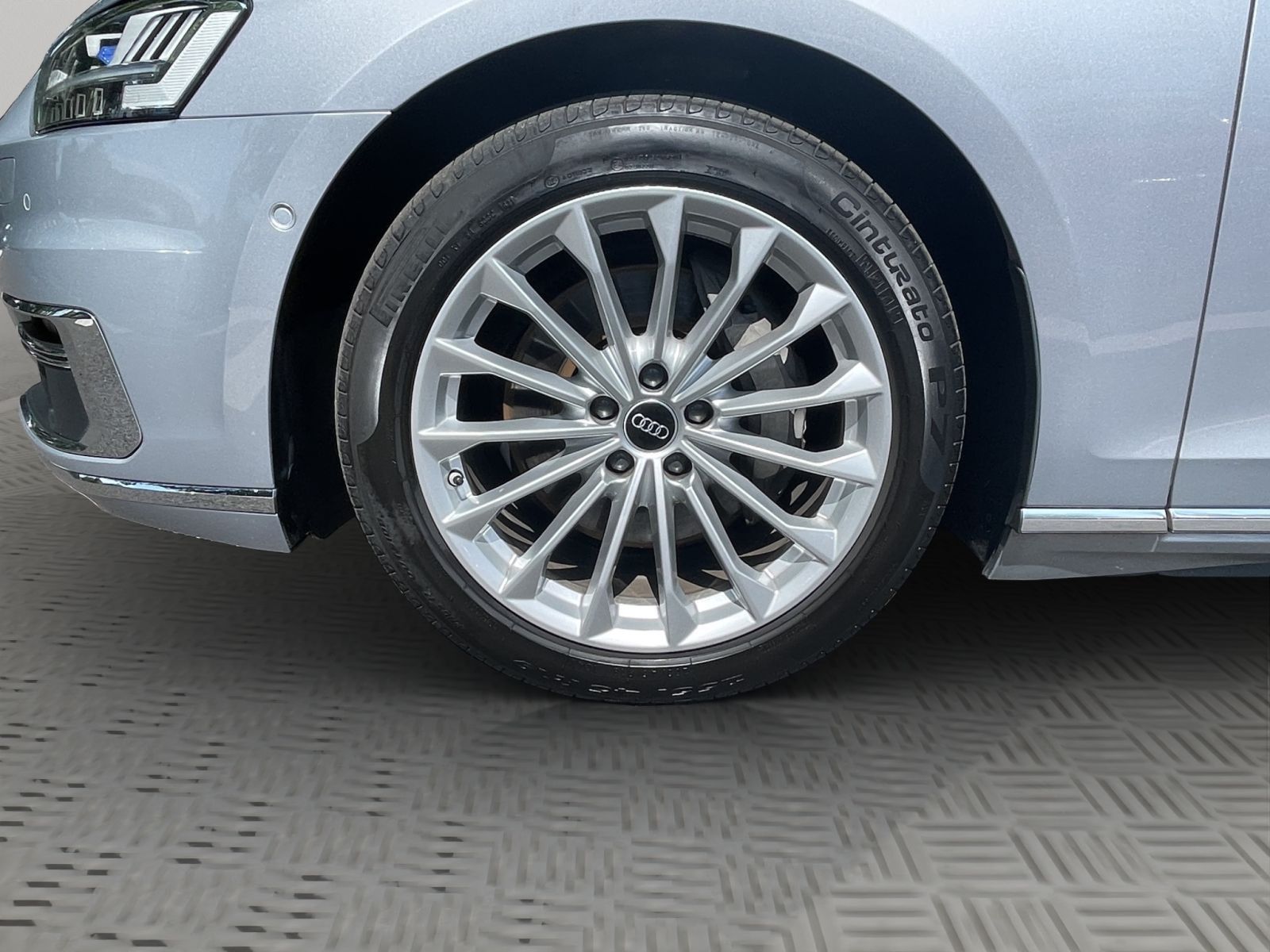 Audi A8 Lang 50 TDI qu. - Samsaru's Car Outlet