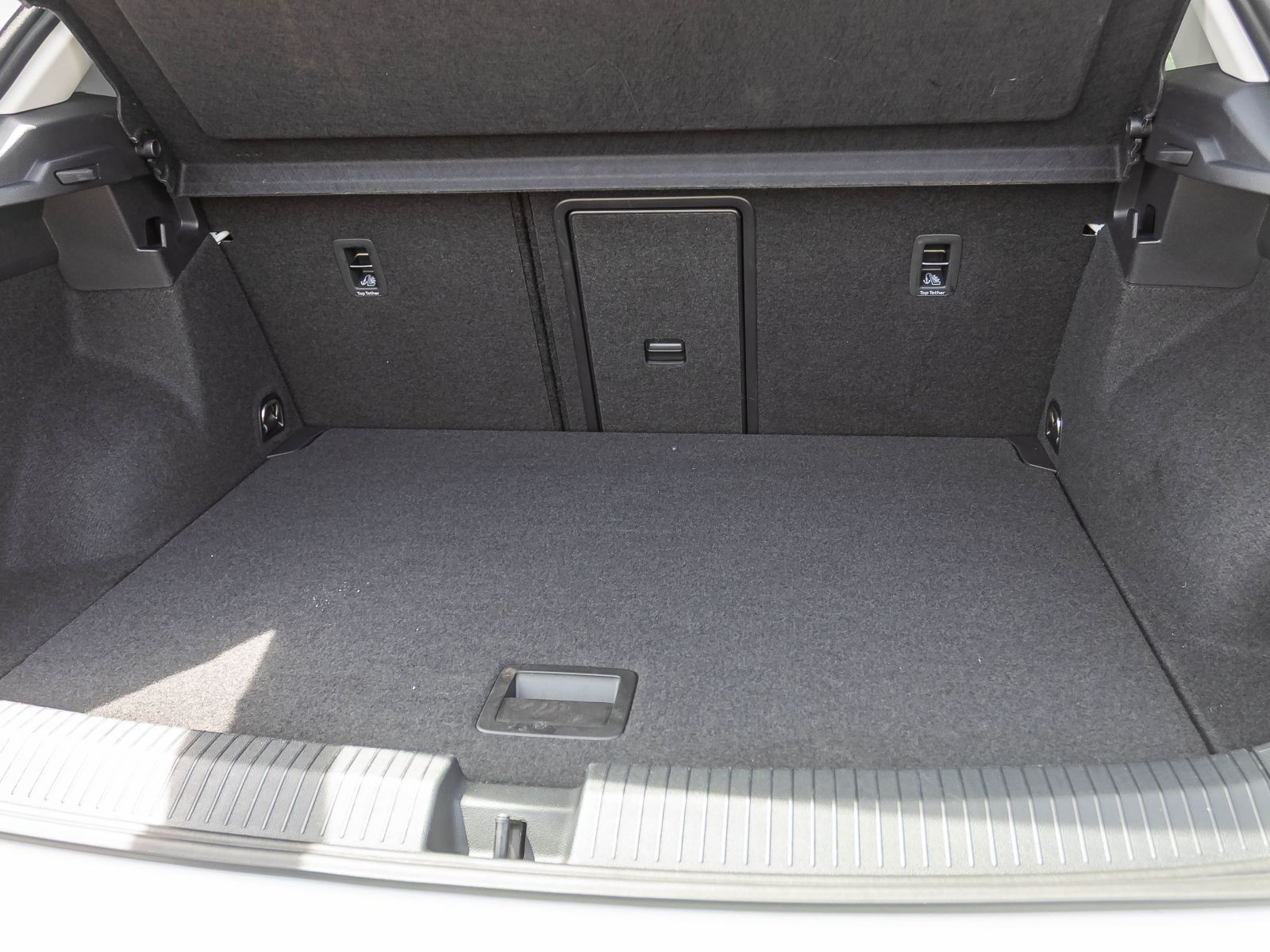 Volkswagen T-Roc 1.0 TSI Style - Samsaru's Car Outlet