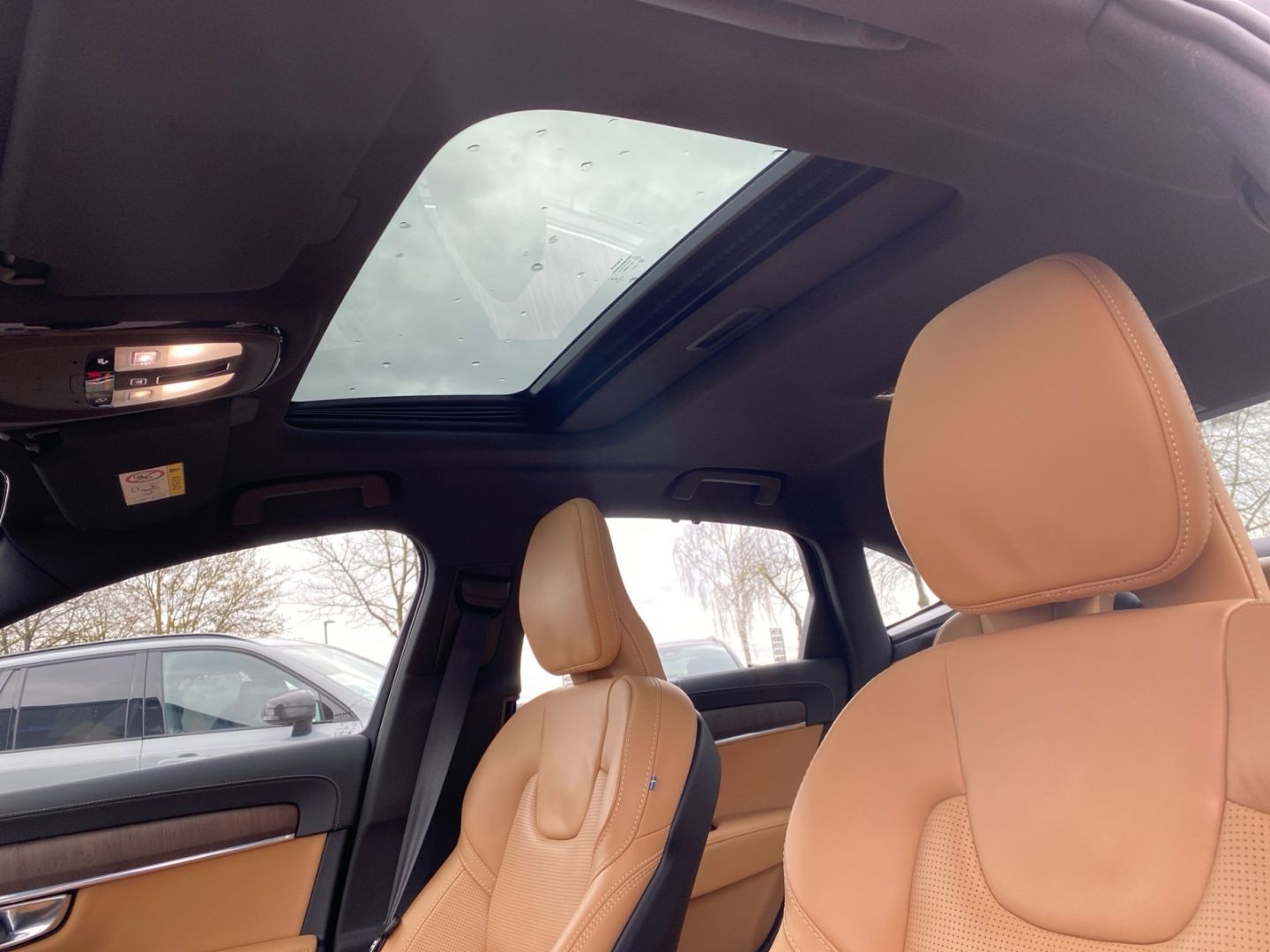 Volvo S90 Ultimate Bright T8 AWD Recharge Plug-In Hybr