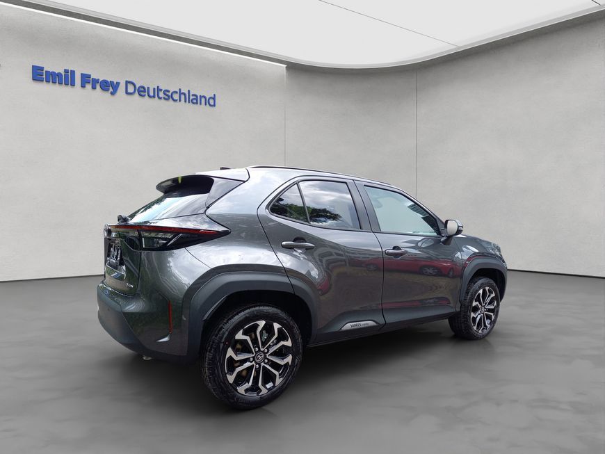Toyota Yaris Cross Teamplayer Safety-Paket Winter-Paket