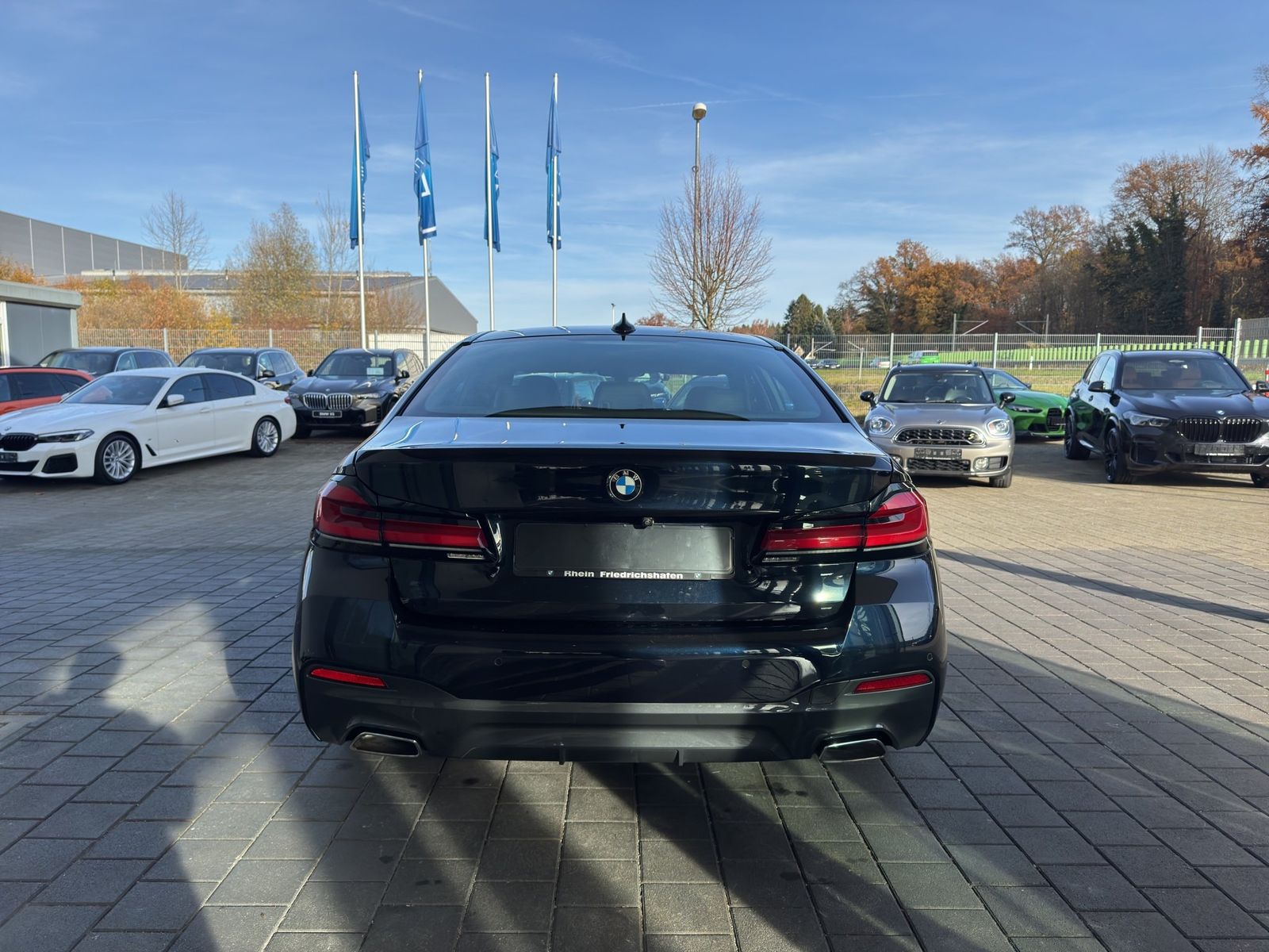 BMW 540d xDrive Limousine M Sport DrivingA. AHK ACC