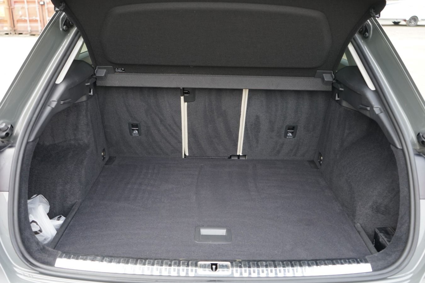 Audi Q3 45 TFSI quattro advanced - Samsaru's Car Outlet