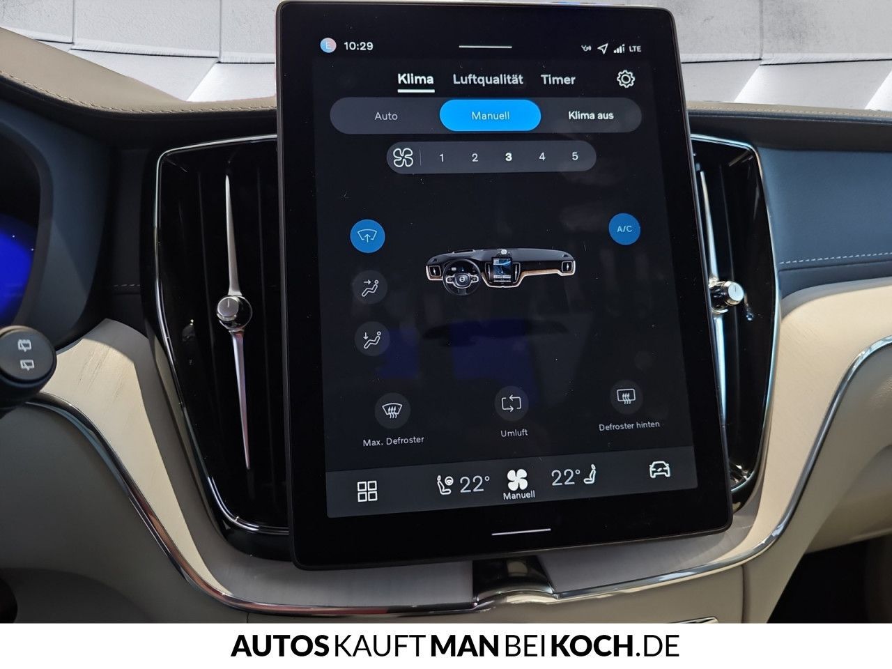 Volvo XC60 T8 AWD Plug-in Hybrid Ultra Dark