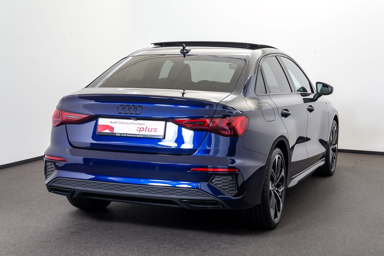 Audi A3 Limousine S line 35 TFSI S tr. - Samsaru's Car Outlet