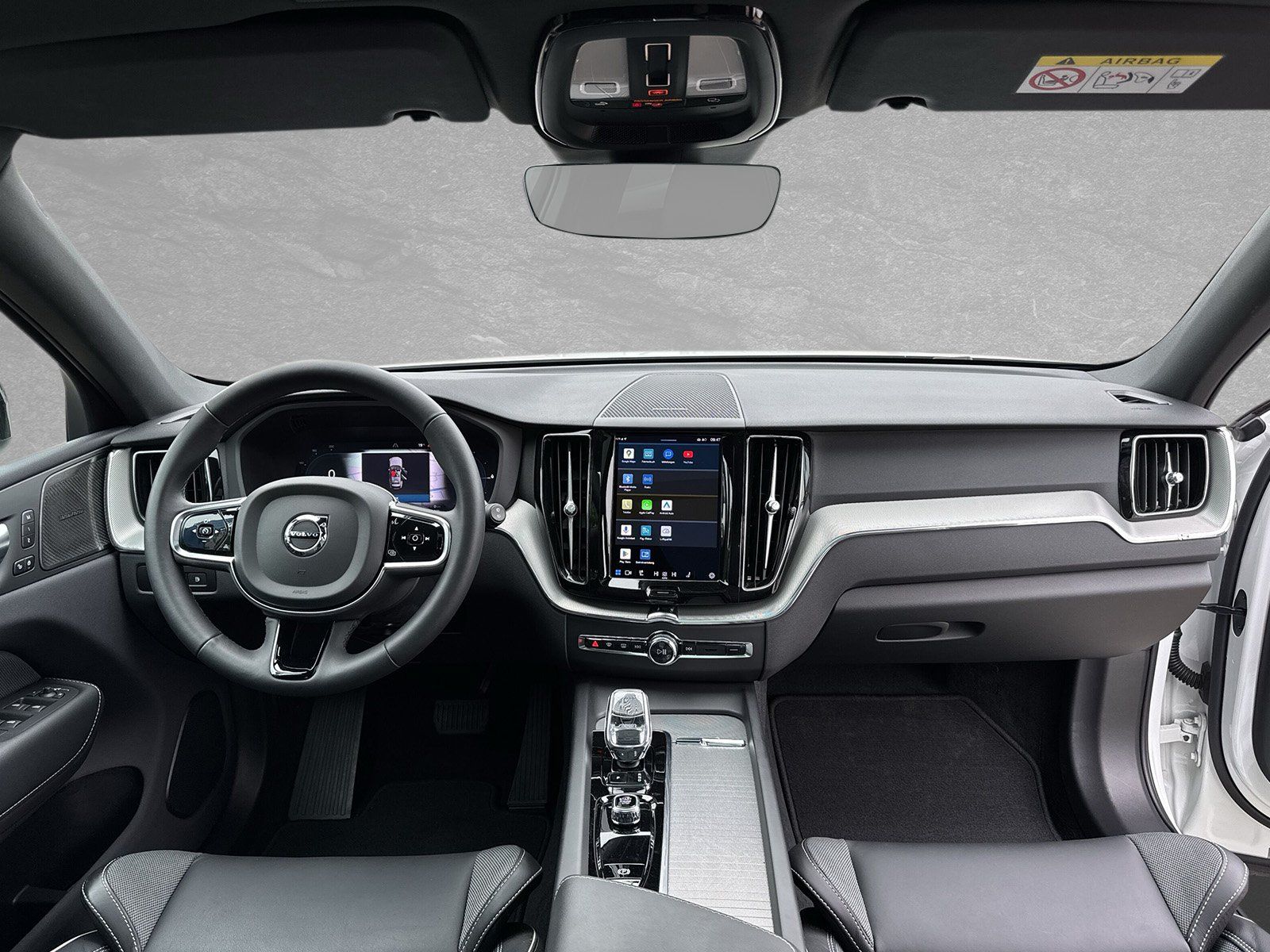 Volvo XC60 Recharge T8 AWD Plus Dark