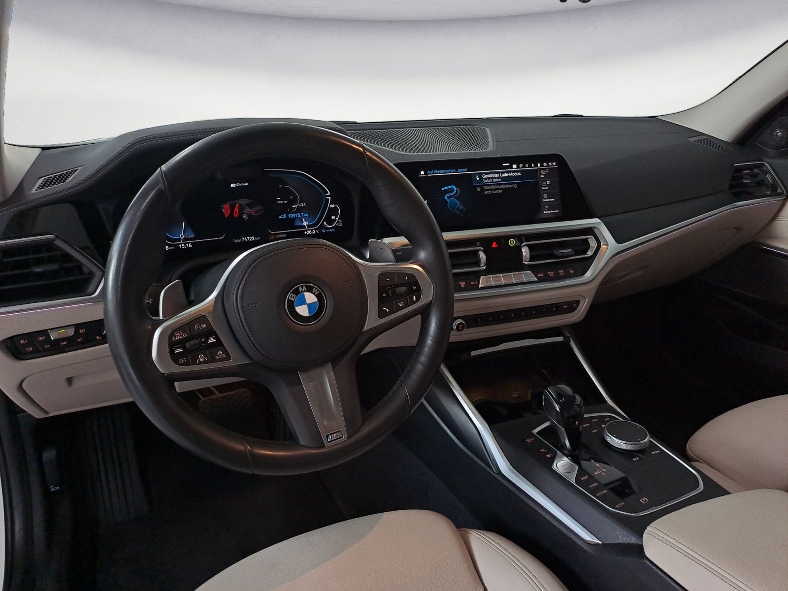 BMW 330e Luxury Line - Samsaru's Car Outlet