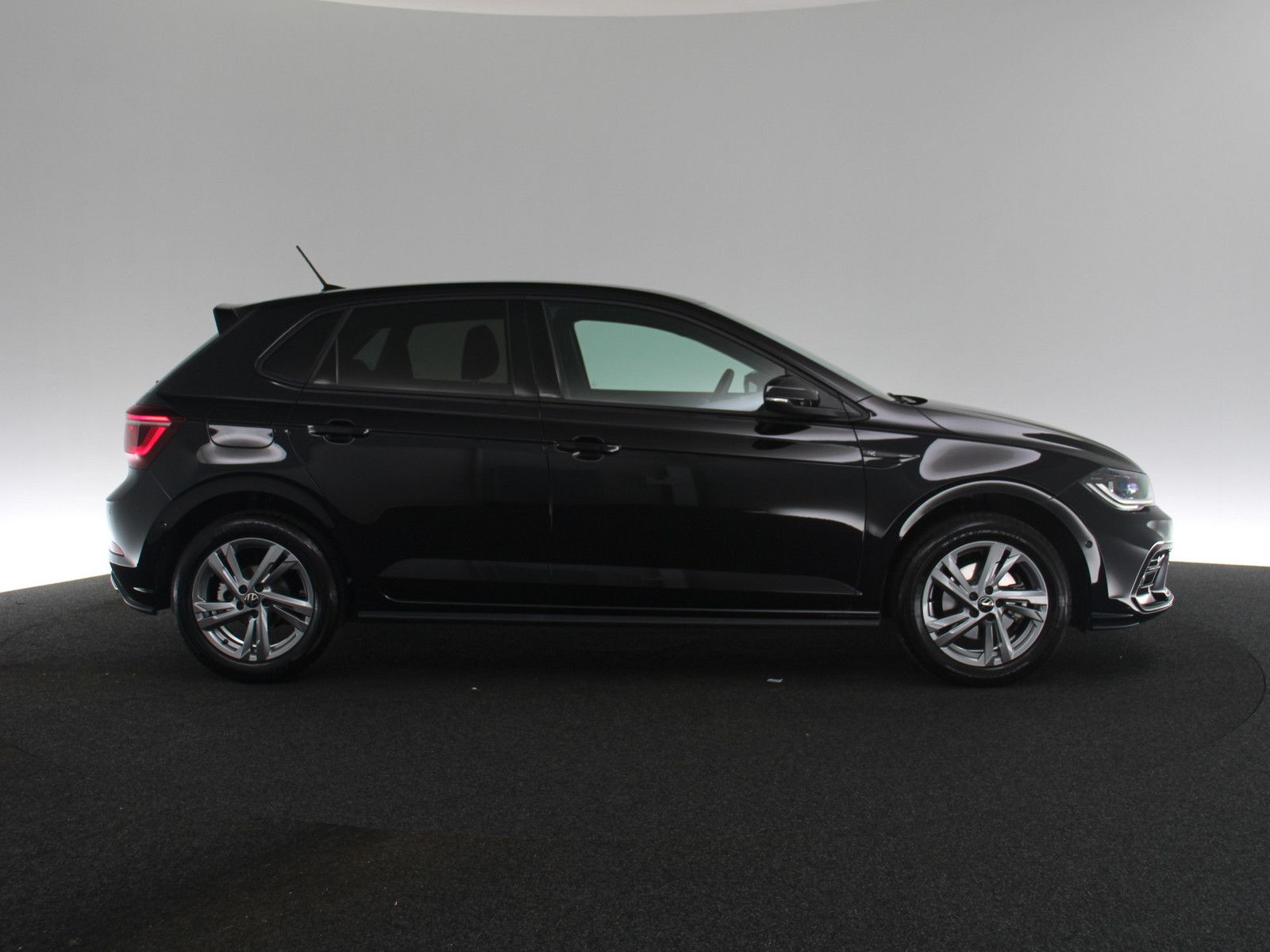 Volkswagen Polo 1.0 TSI R-Line MATRIX-LED ACC NAVI KAMERA
