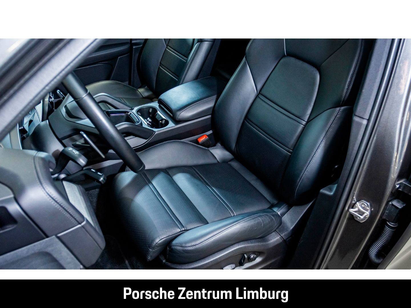 Porsche Cayenne E-Hybrid InnoDrive BOSE Luftfederung LED