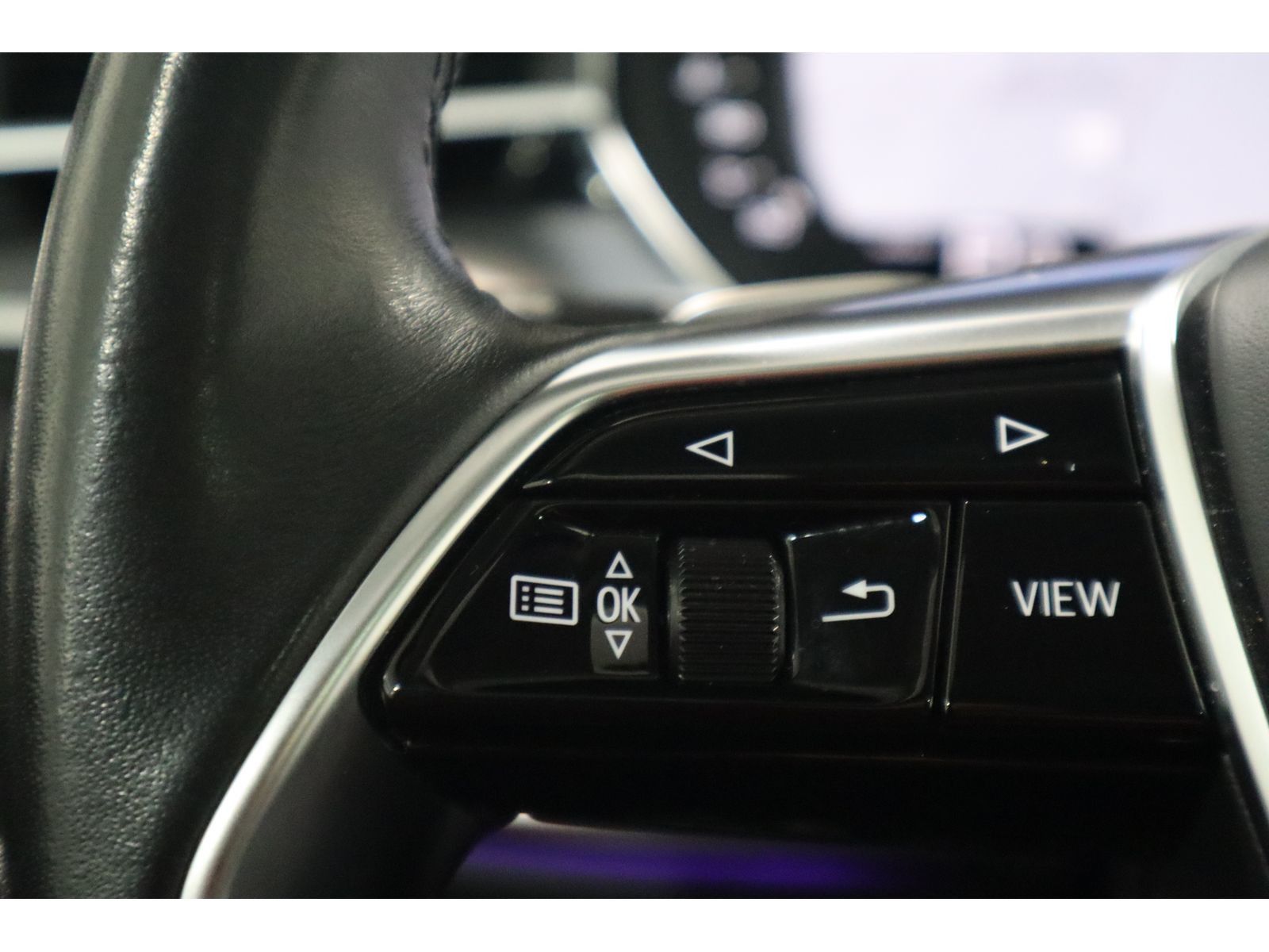 Audi A8 50 TDI quattro - Samsaru's Car Outlet