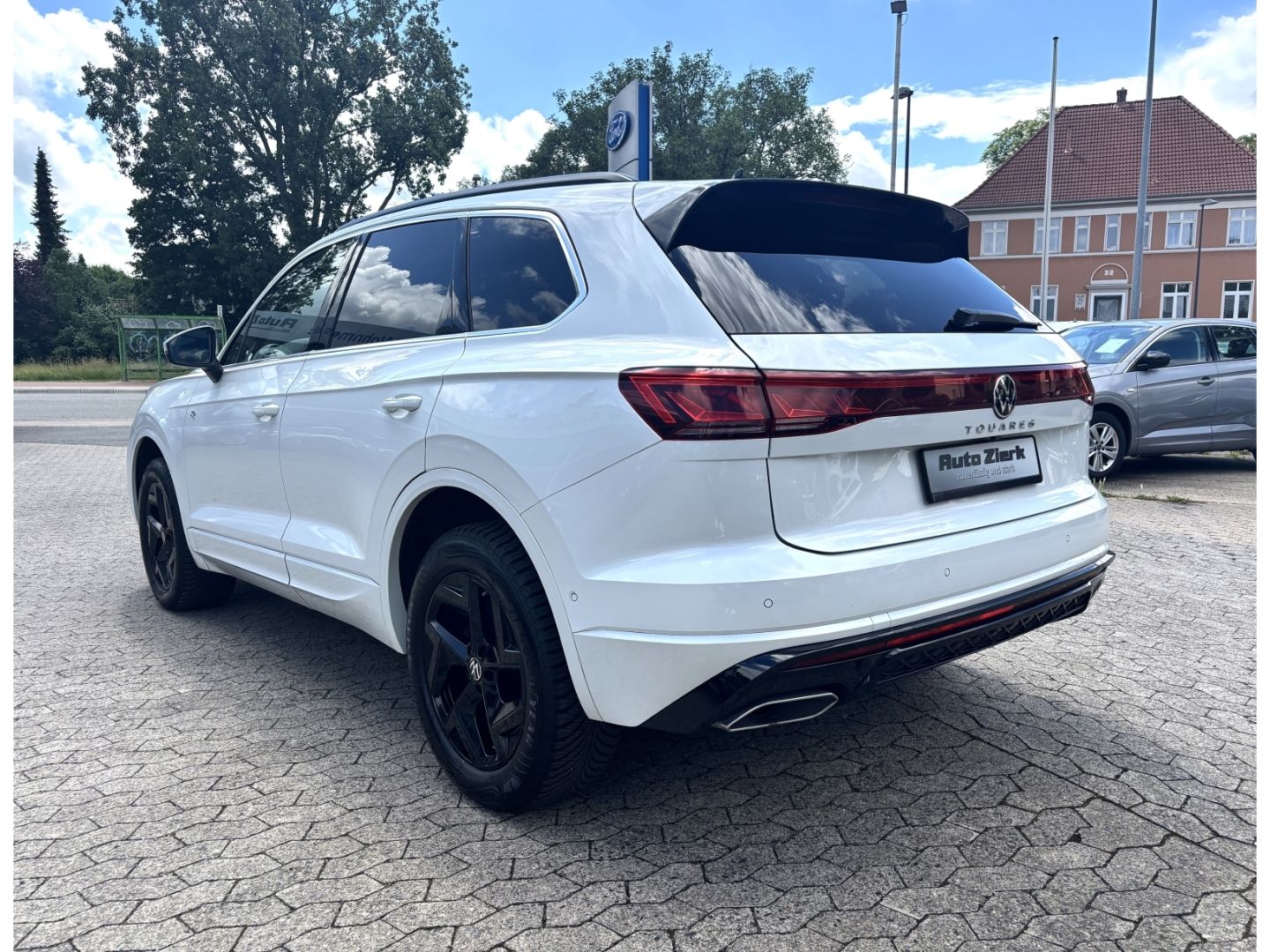 Volkswagen Touareg 3.0 TDI 4Motion R-Line ACC IQ.LIGHT PANO