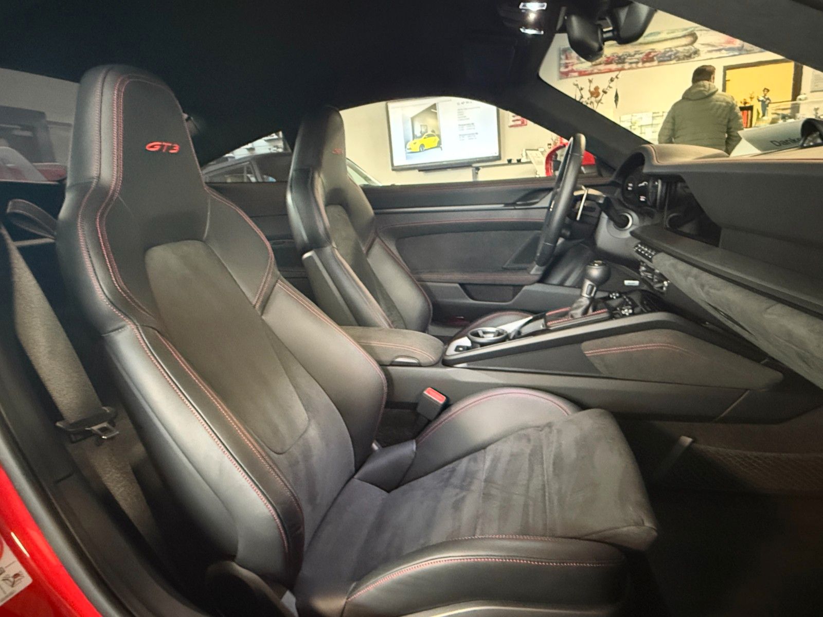 Porsche 911 GT3 - Samsaru's Car Outlet