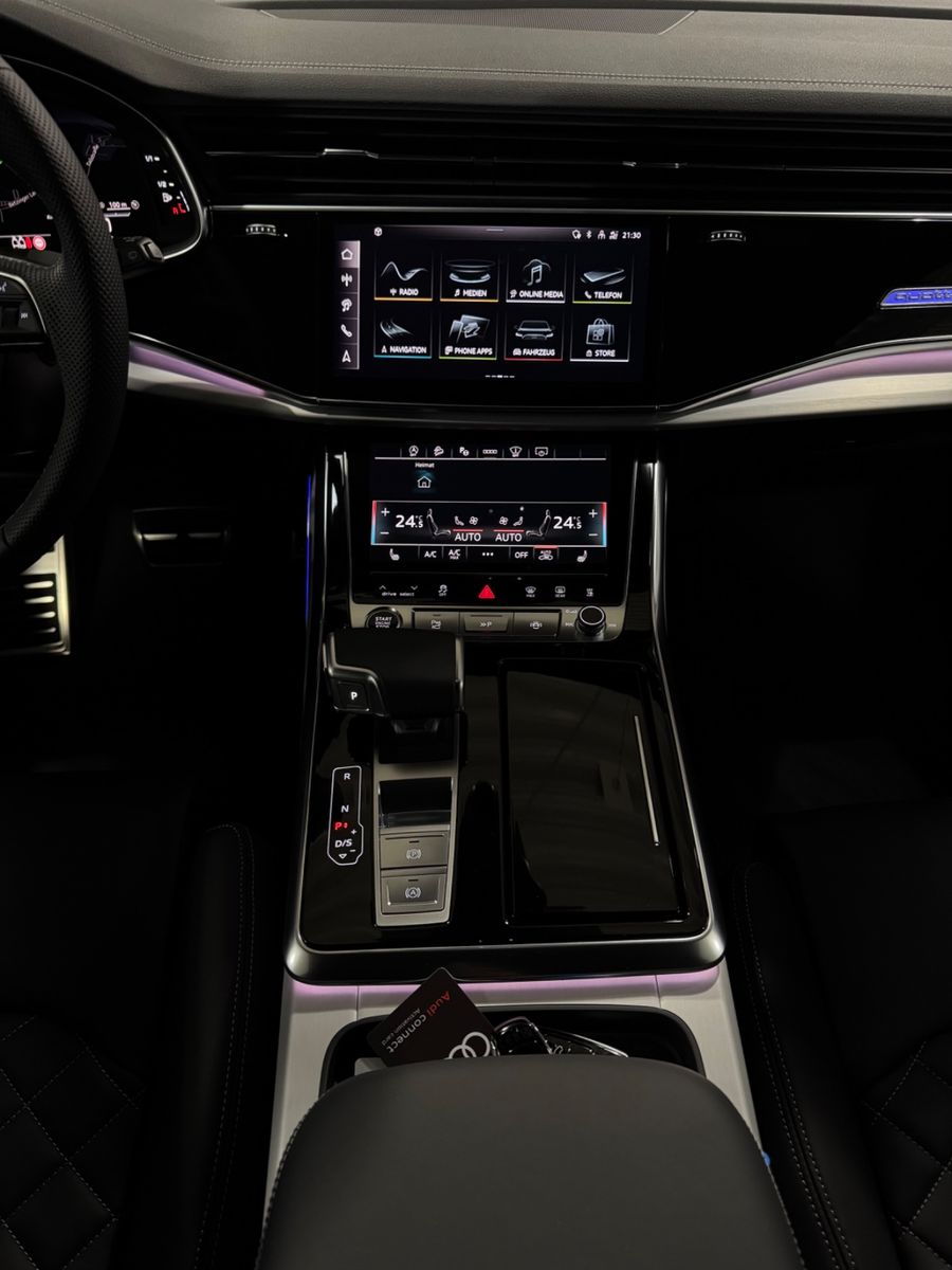 Audi Q8 50 TDI quattro S-LINE - Samsaru's Car Outlet