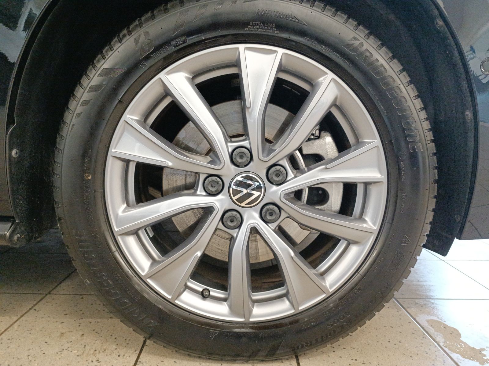 Volkswagen T7 Multivan 1,5 TSI eHybrid lang 4M AHK*ACC*LED