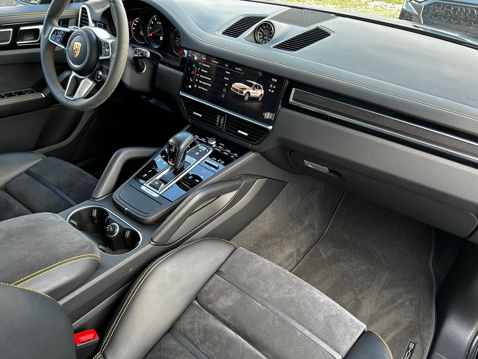 Porsche Cayenne GTS