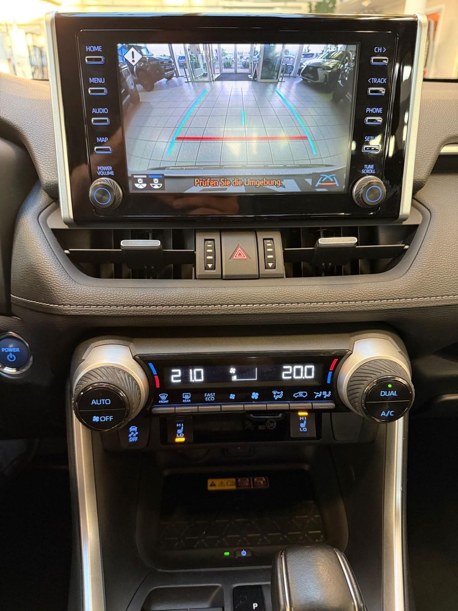 Toyota RAV 4 HYBRID 4x4 - Samsaru's Car Outlet