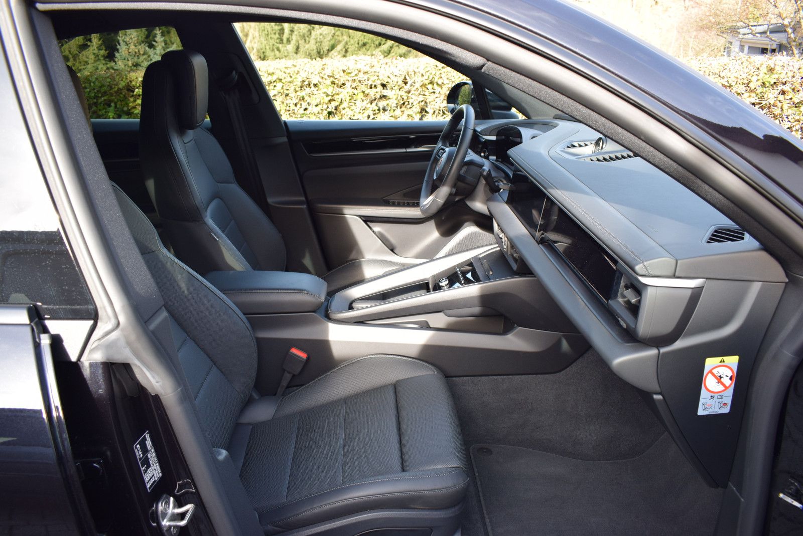 Porsche Macan 4 - Samsaru's Car Outlet
